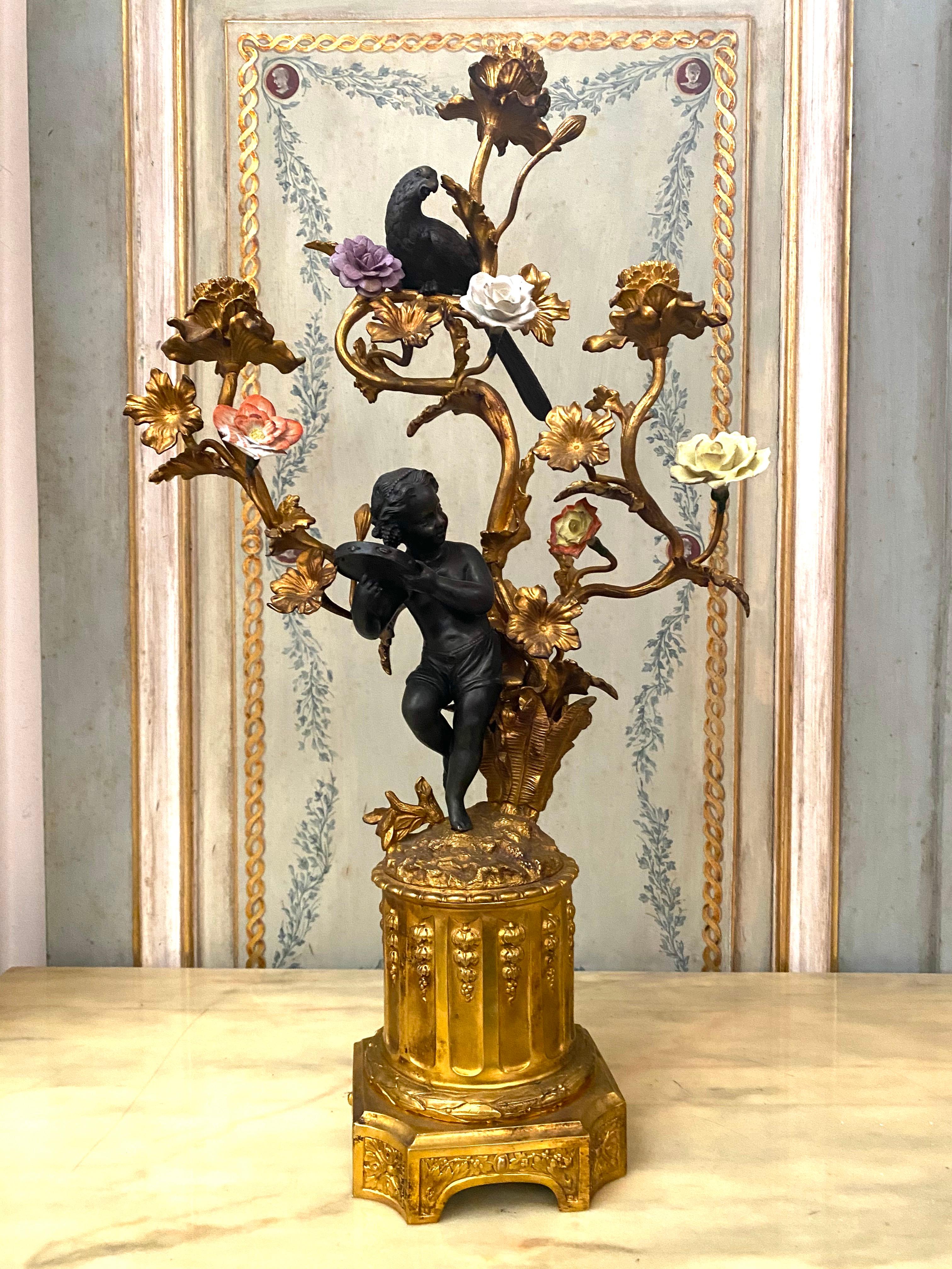 Incroyable paire de candélabres français du 19ème siècle en bronze et bronze doré en vente 2