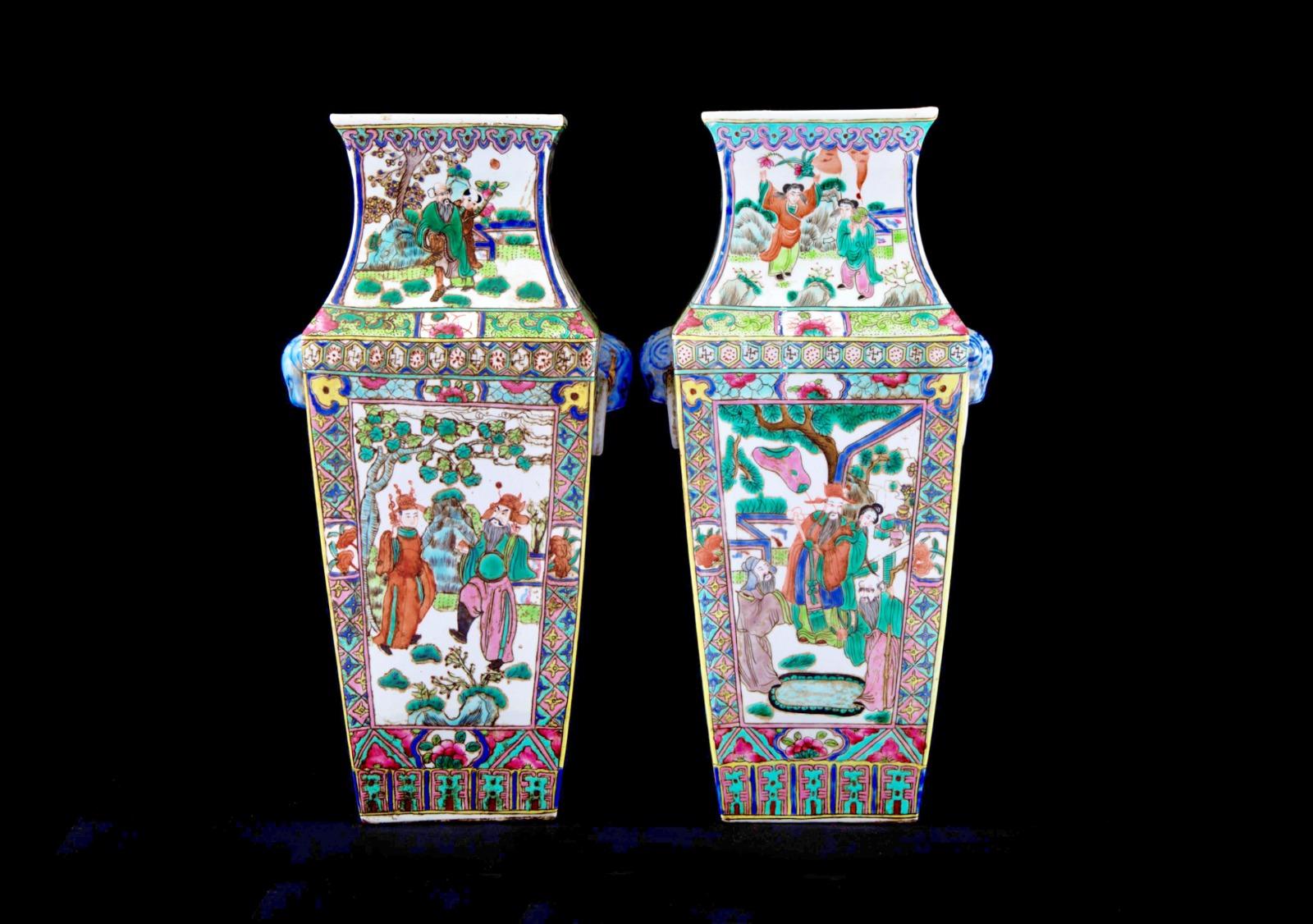 Hand-Crafted Amazing Pair of Green Family Porcelain Vases China, 19th Century