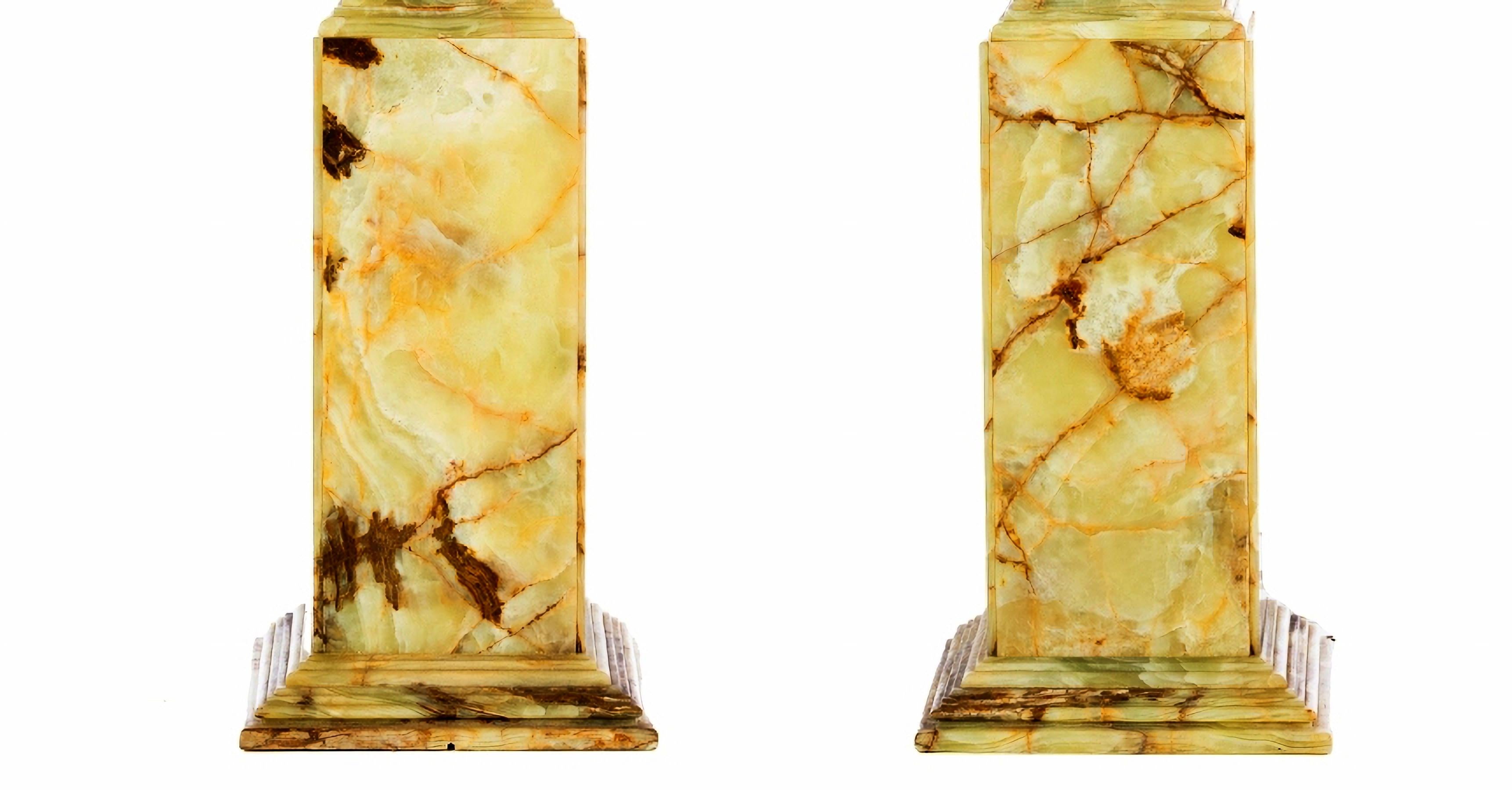 Magnifique paire d'amphores italiennes grandes du 19ème siècle Bon état - En vente à Madrid, ES