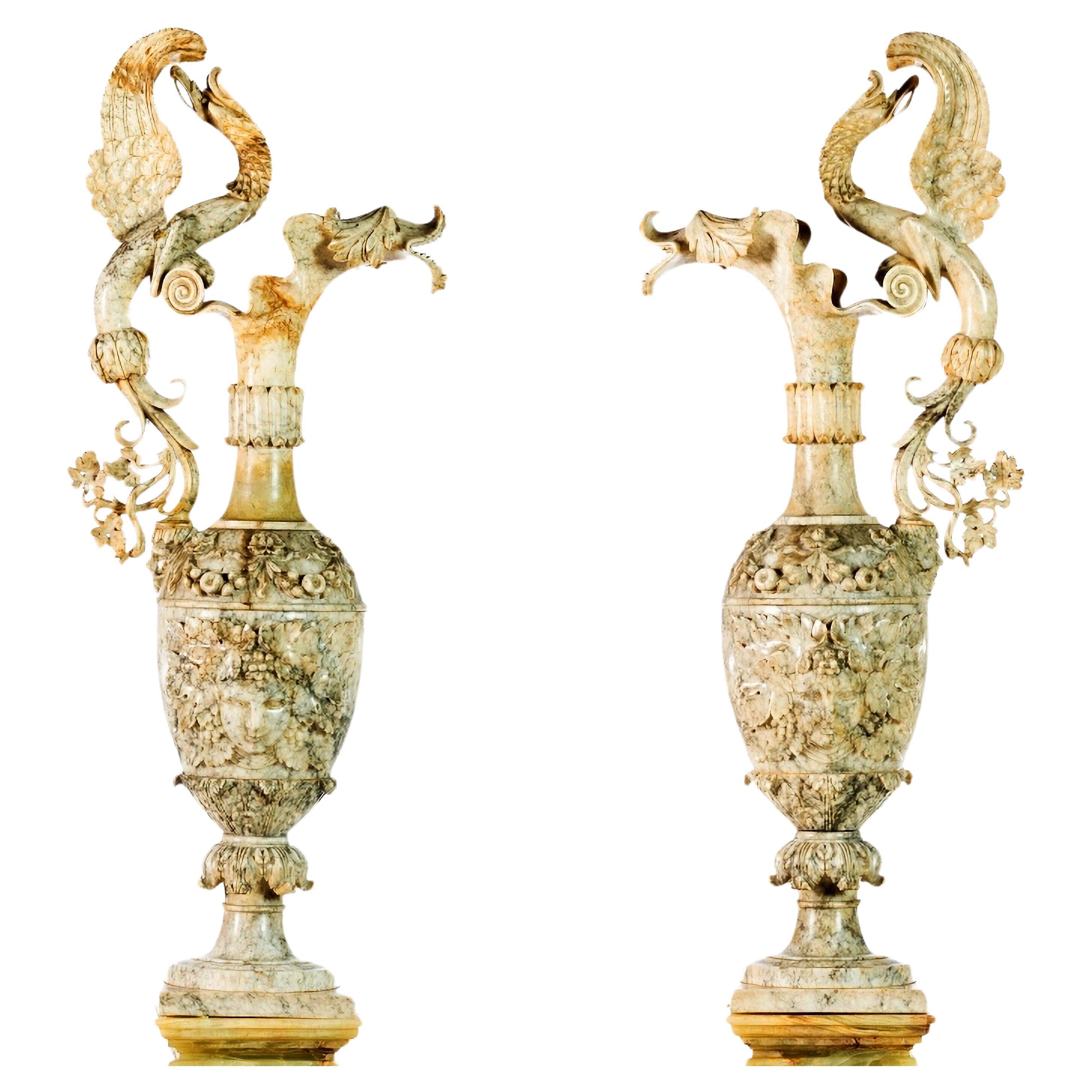Magnifique paire d'amphores italiennes grandes du 19ème siècle