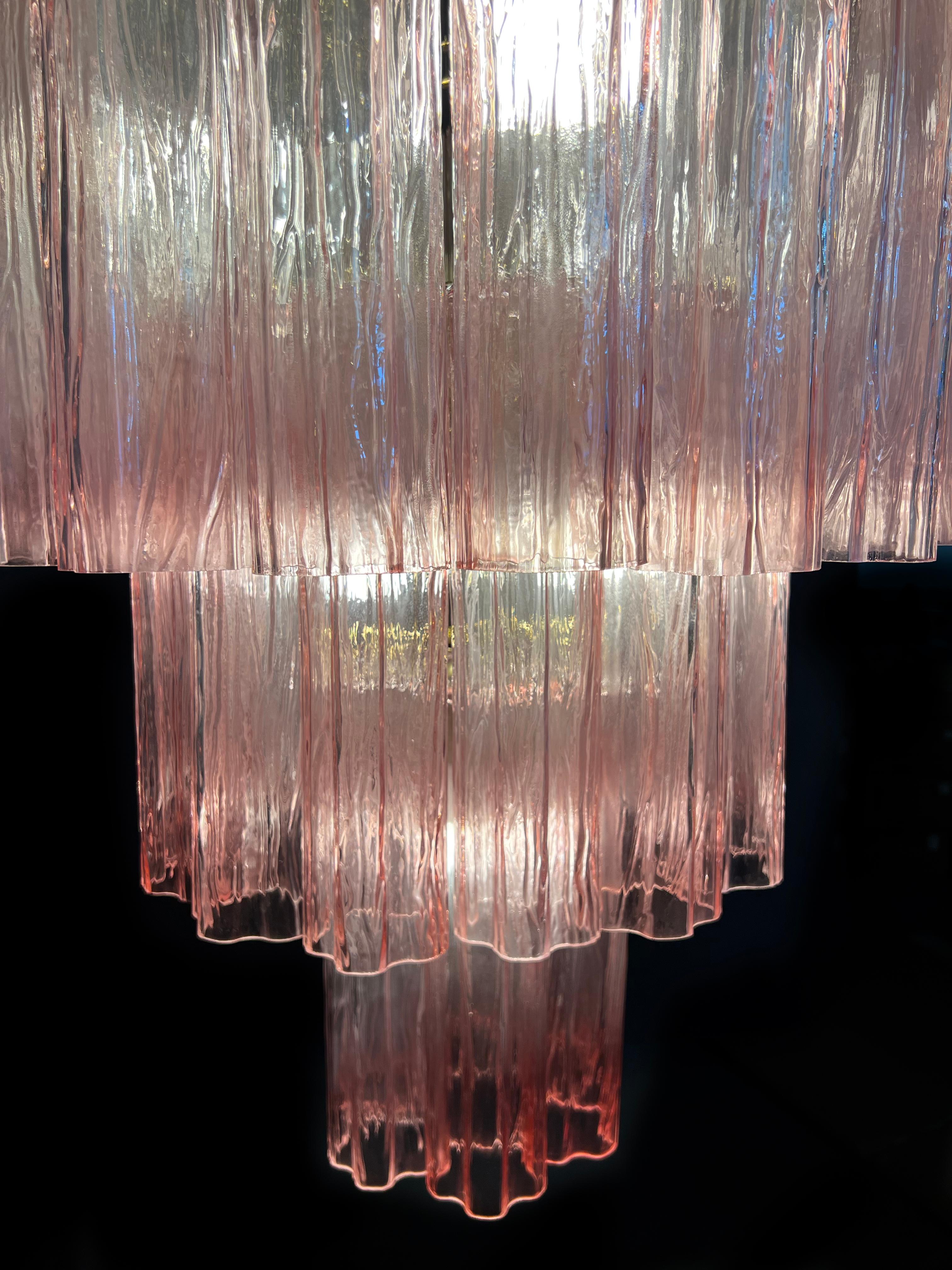 Amazing Pair of Italian Pink Chandeliers by Valentina Planta, Murano For Sale 7