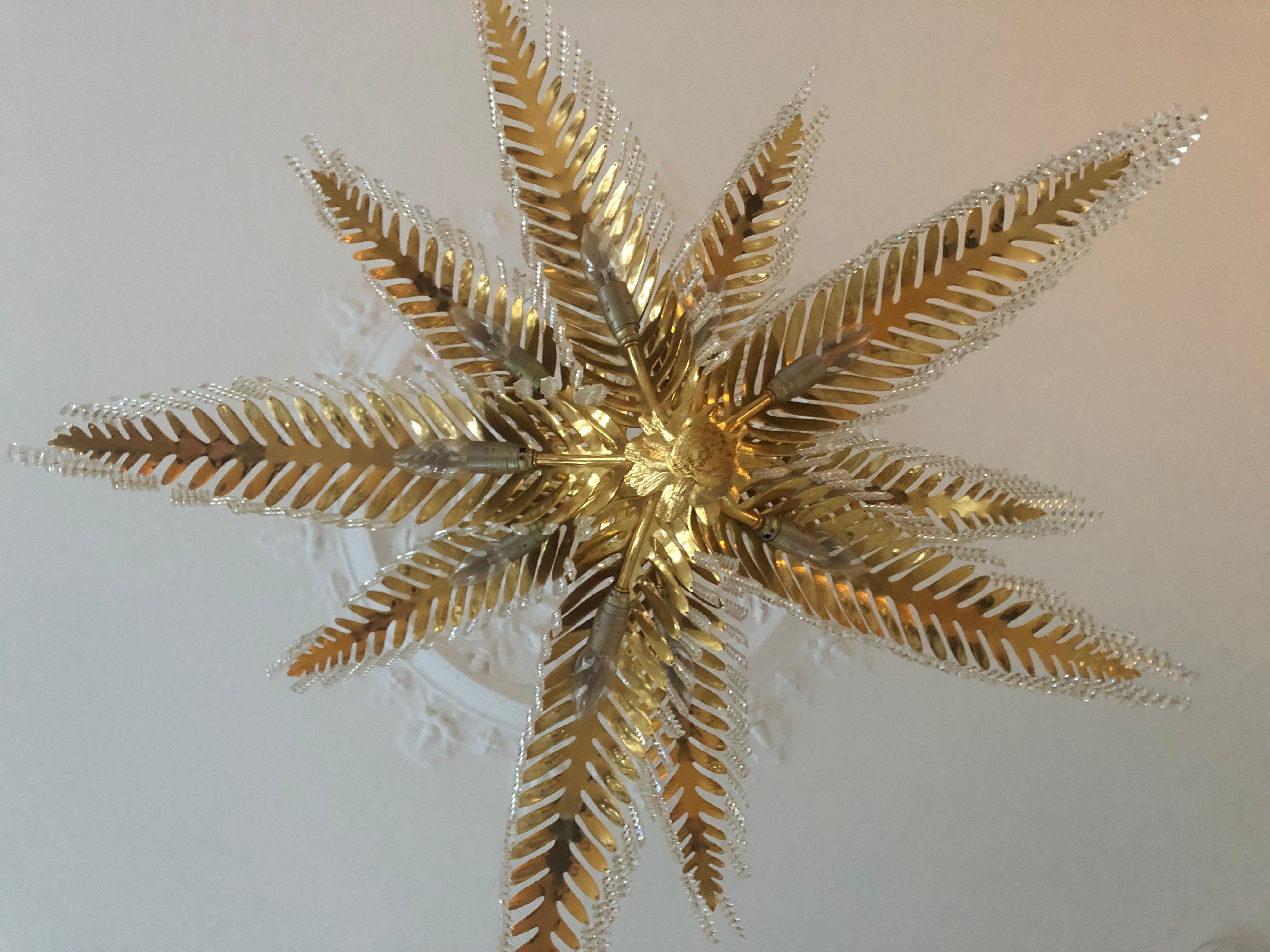 Amazing Palm Tree Chandelier, Gilt Bronze and Crystal, circa 1970s In Good Condition In Wiesbaden, Hessen