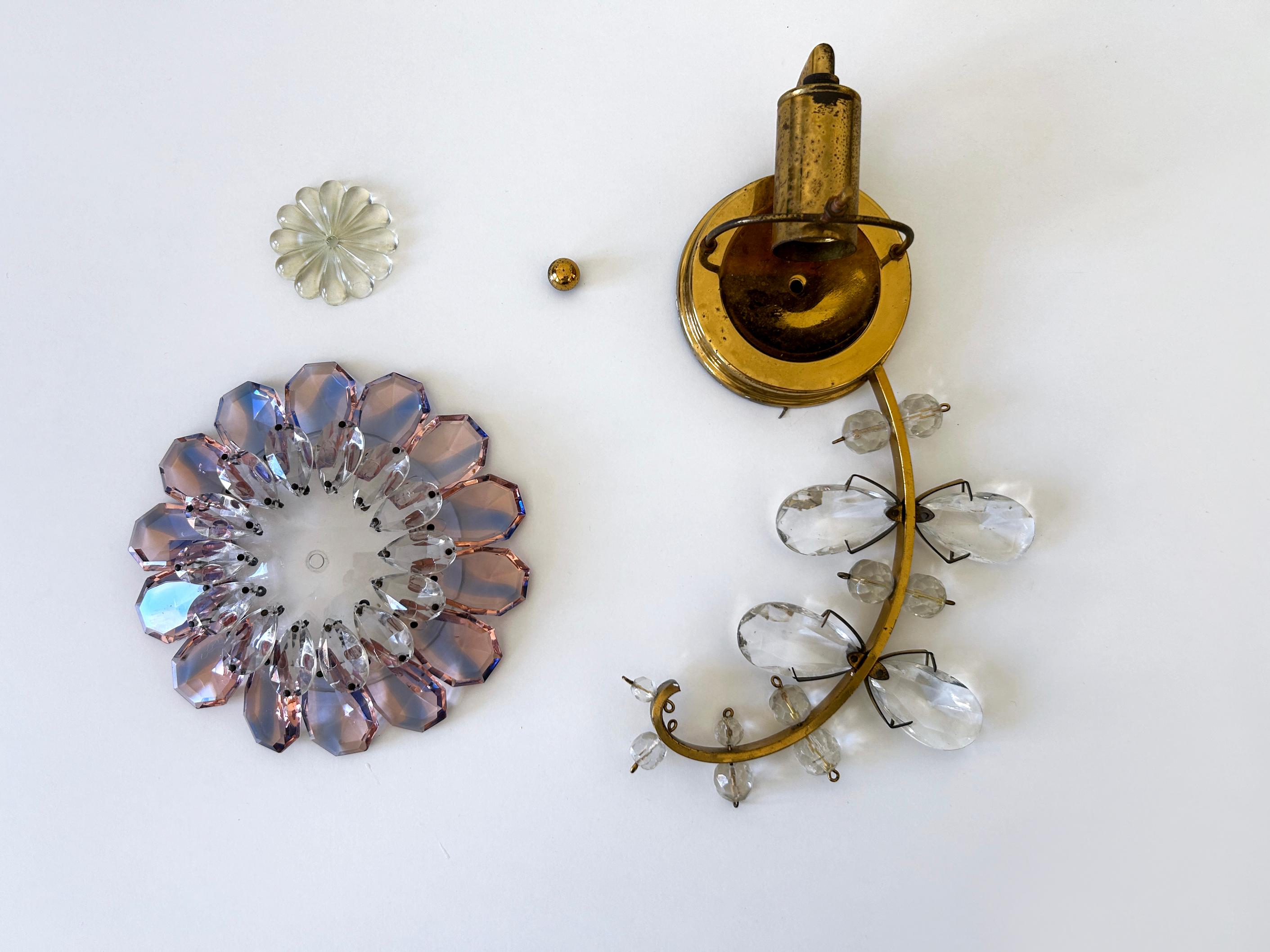 Erstaunlich Palwa schillernde Kristallglas & Messing Blume Wandleuchte oder Wandlampe 1960er im Angebot 13