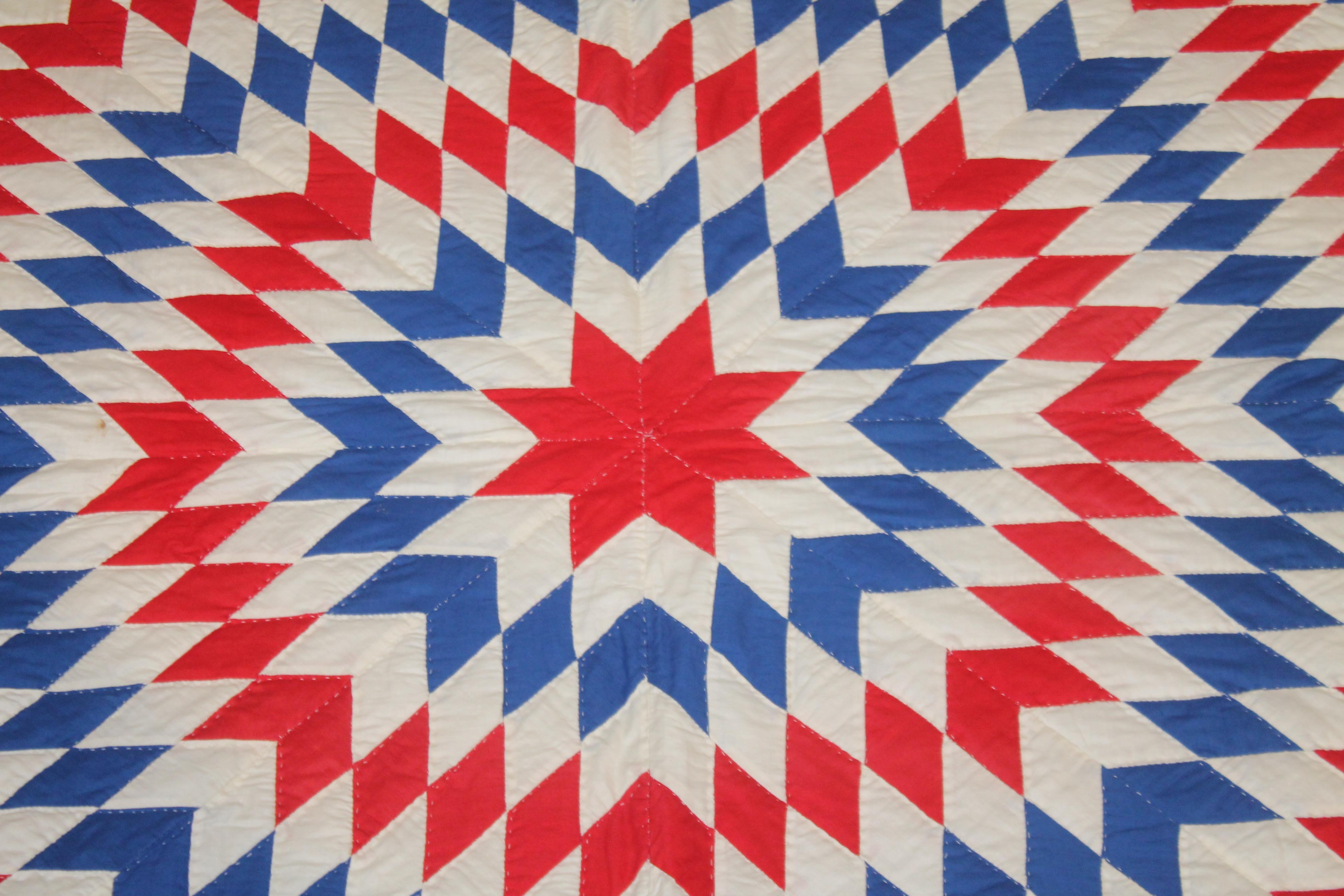 Amazing Patriotic Star Quilt with Diamond Border In Good Condition In Los Angeles, CA