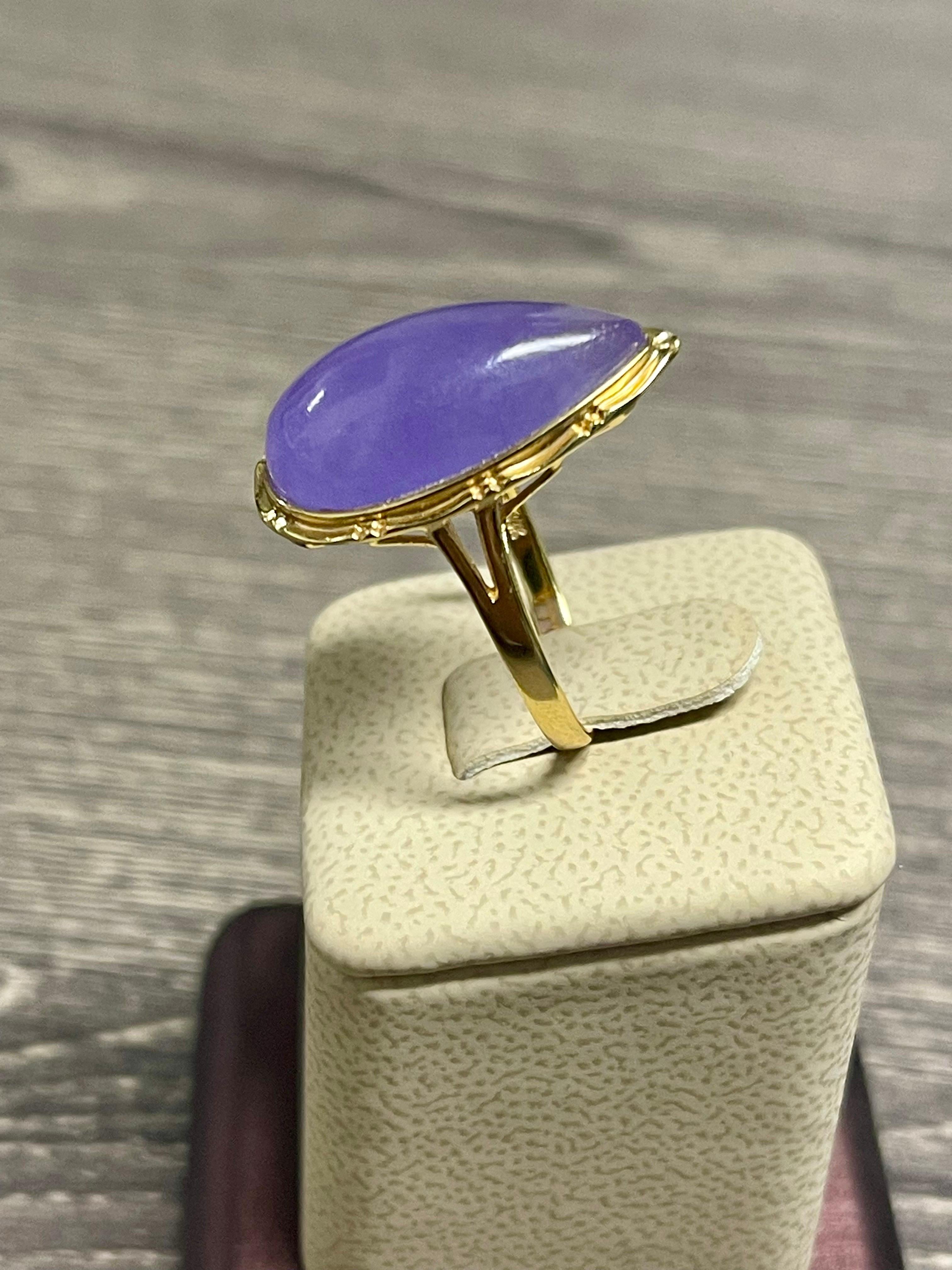 Amazing Pear Shaped Cabochon Amethyst Ring In 14k. Size 8.