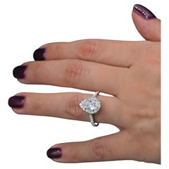 Used Amazing Pear Shaped Engagement Ring with 2.01 TDW