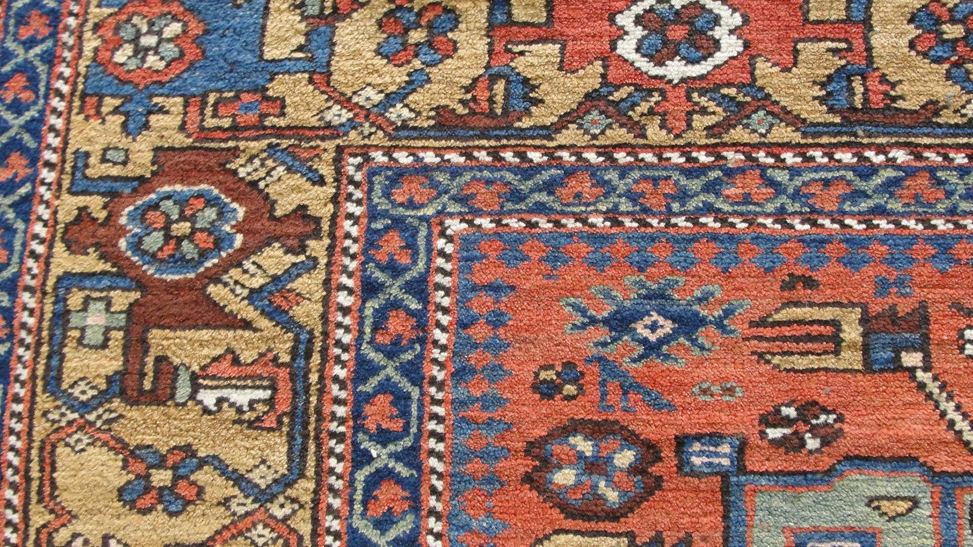 Antique  Persian Heriz / Karaja / Serapi Rug, 5'2