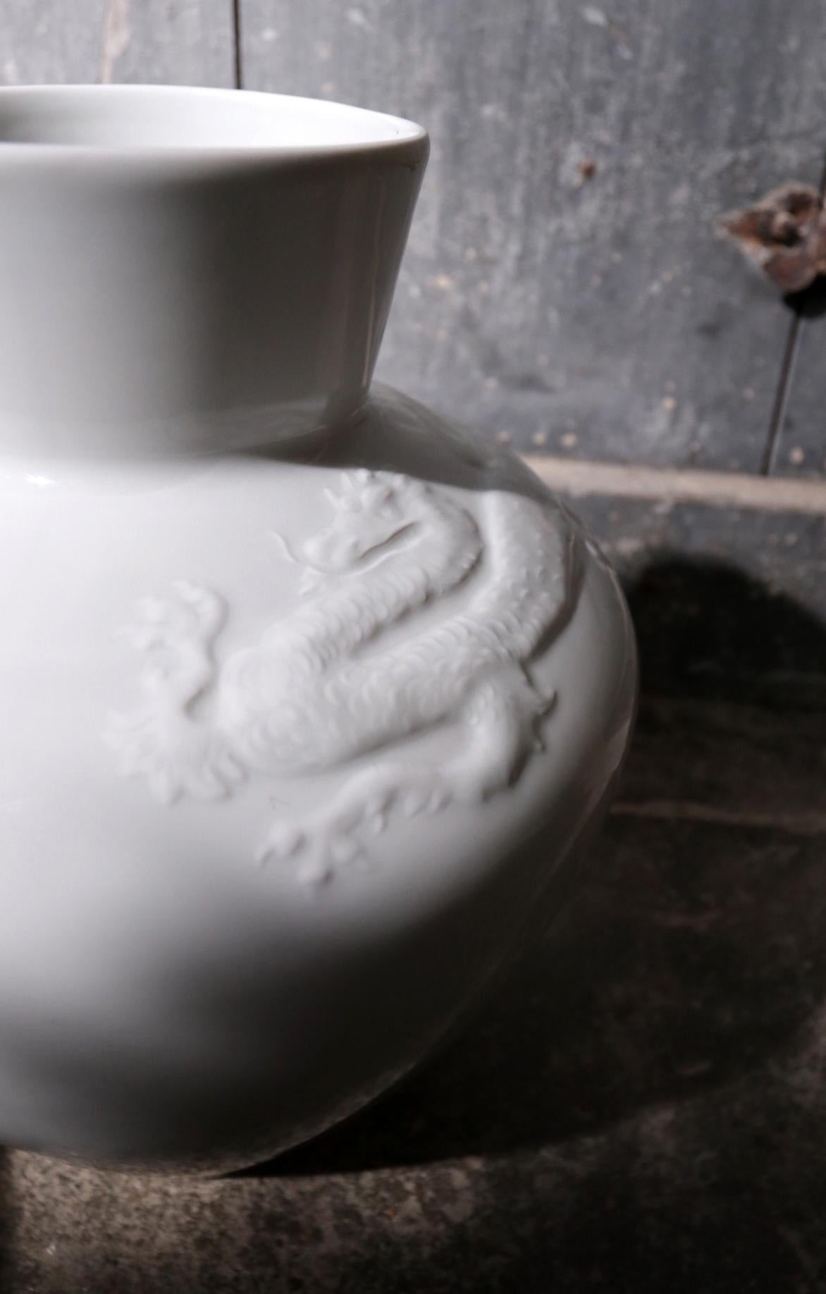 Amazing Porcelain Dragon Vase / Urn Schumann Arzberg Bavaria For Sale 5