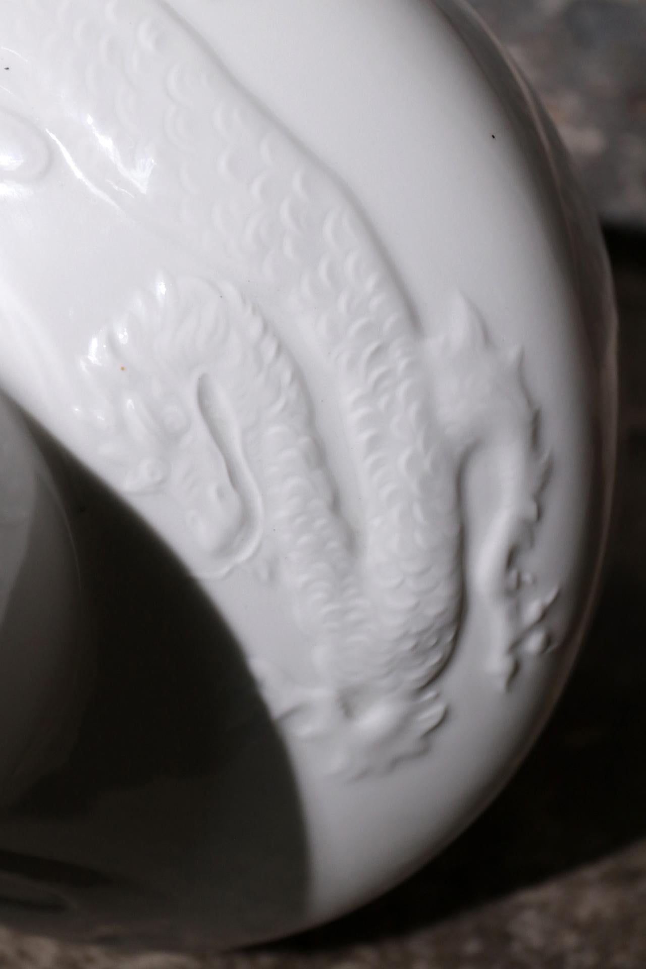 Late 20th Century Amazing Porcelain Dragon Vase / Urn Schumann Arzberg Bavaria For Sale