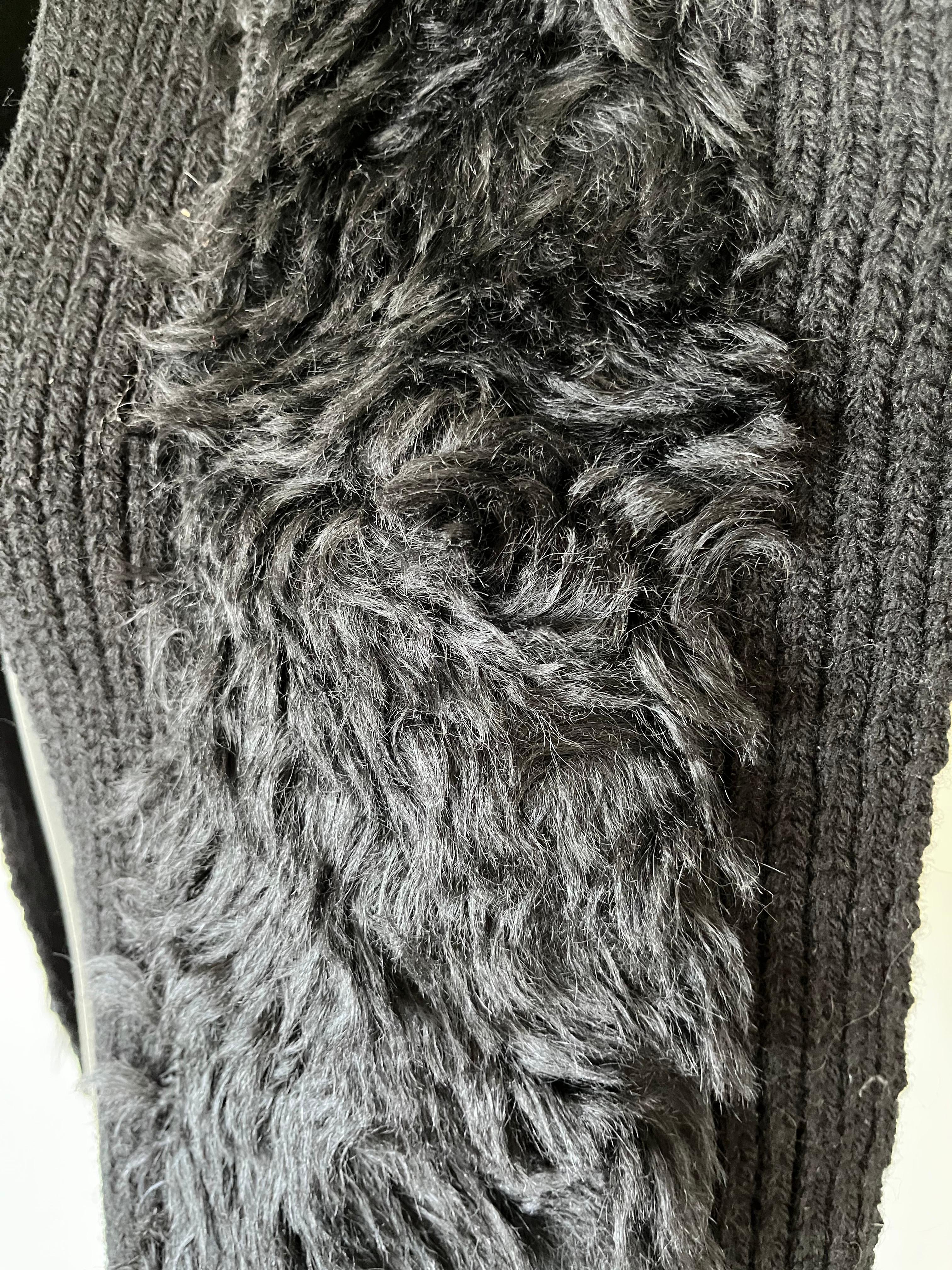 Black Amazing PRADA wool knit and fur Scarf - Gender Neutral For Sale