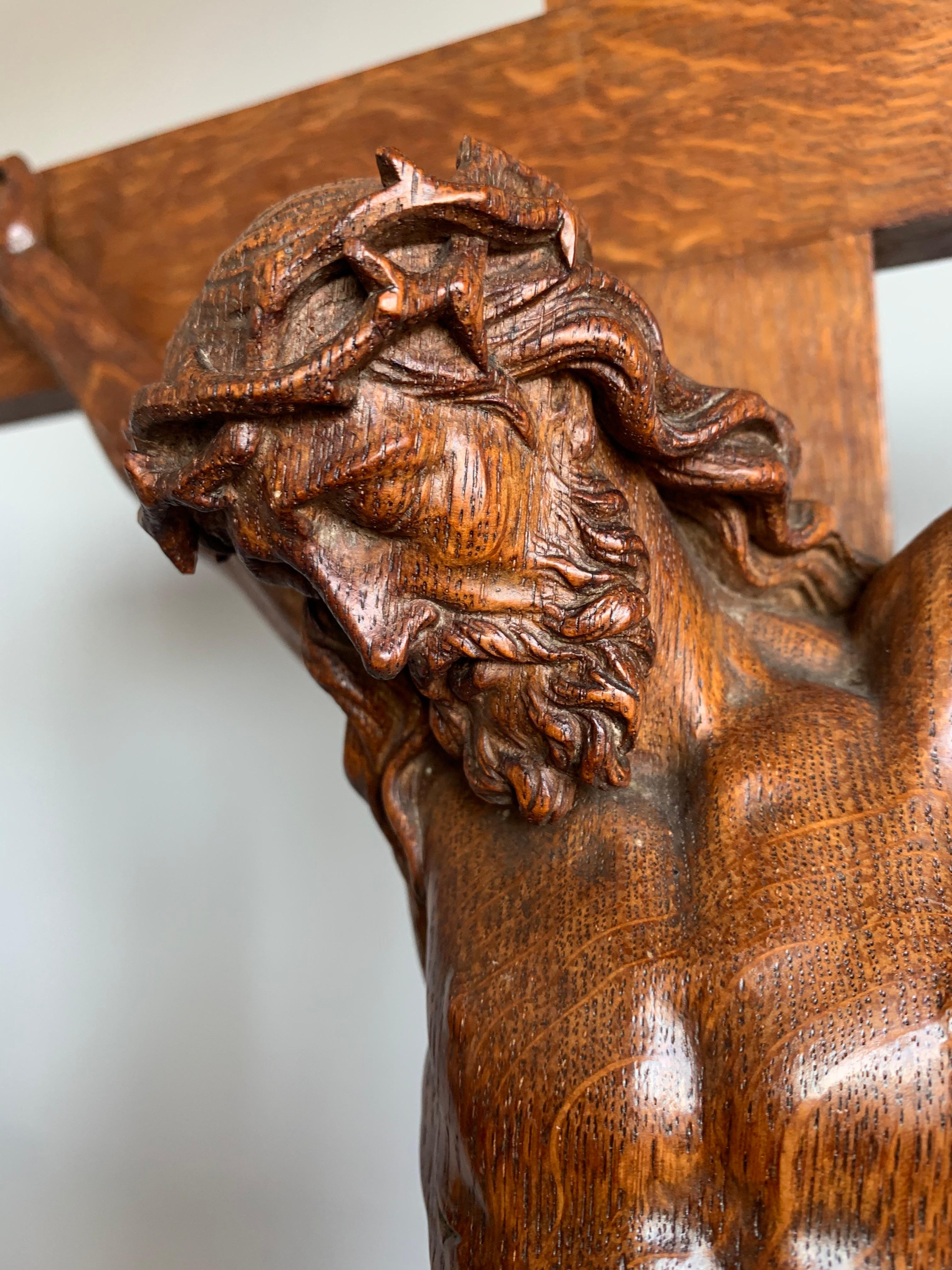 Amazing Quality Carved Antique Gothic Revival Altar Crucifix by Malfait, 1877 In Excellent Condition In Lisse, NL