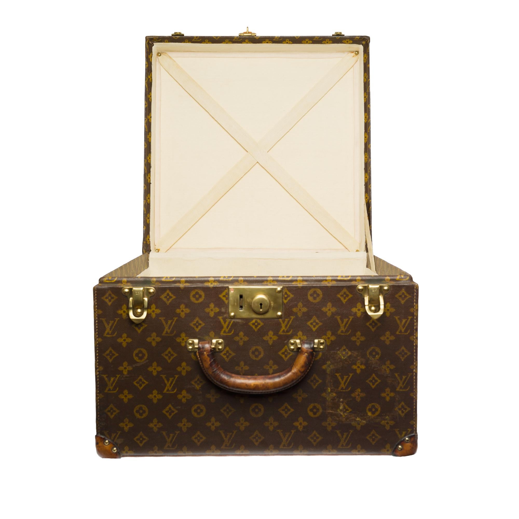 Amazing & Rare Louis Vuitton Hat Trunk in Brown Monogram stencil canvas 3