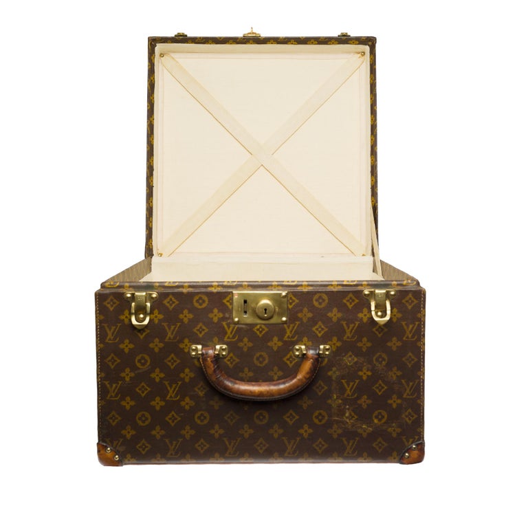 Amazing and Rare Louis Vuitton Hat Trunk in Brown Monogram stencil