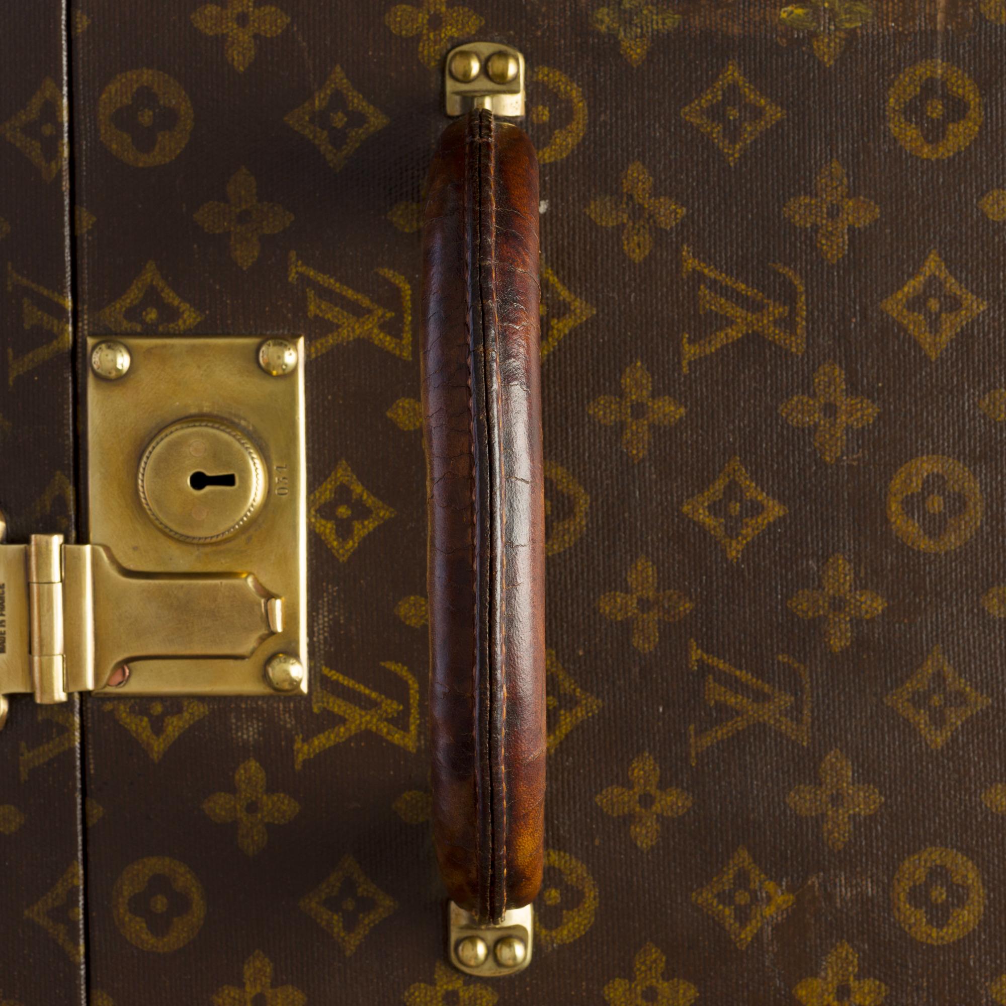 Amazing & Rare Louis Vuitton Hat Trunk in Brown Monogram stencil canvas 5