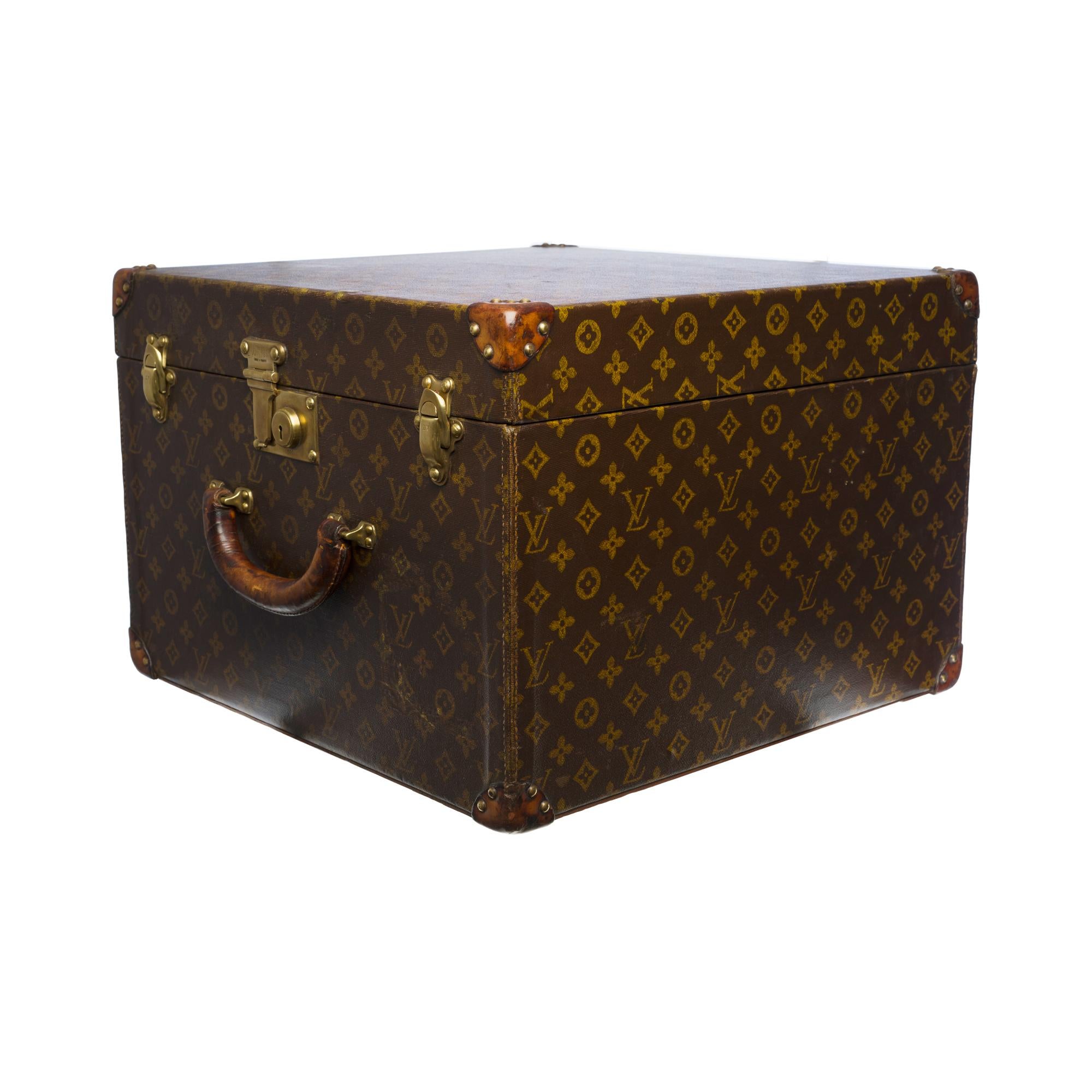 lv monogram stencil