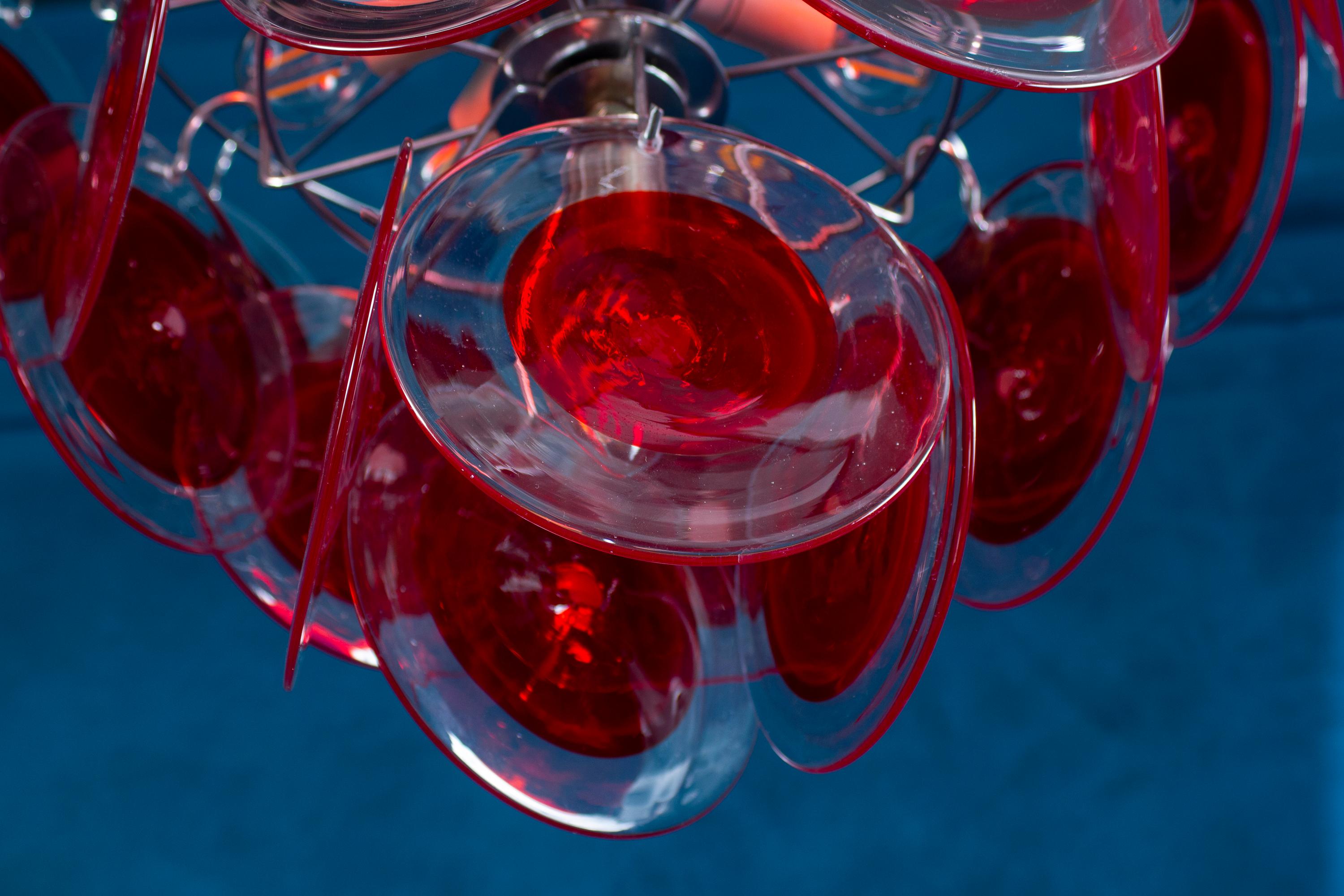 Magnifique lustre à disques rouges en verre de Murano en vente 4
