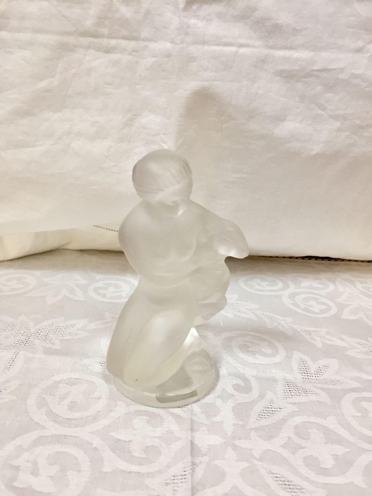 Amazing, Rene Lalique Opalescent glass 'wood Nymph' Statuette. France 1960.
Creating a perfect moment for your space is an easy accomplishment with this figurine of the great Rene 'Lalique.
Signed on the side and stamped on the bottom.
Excellent