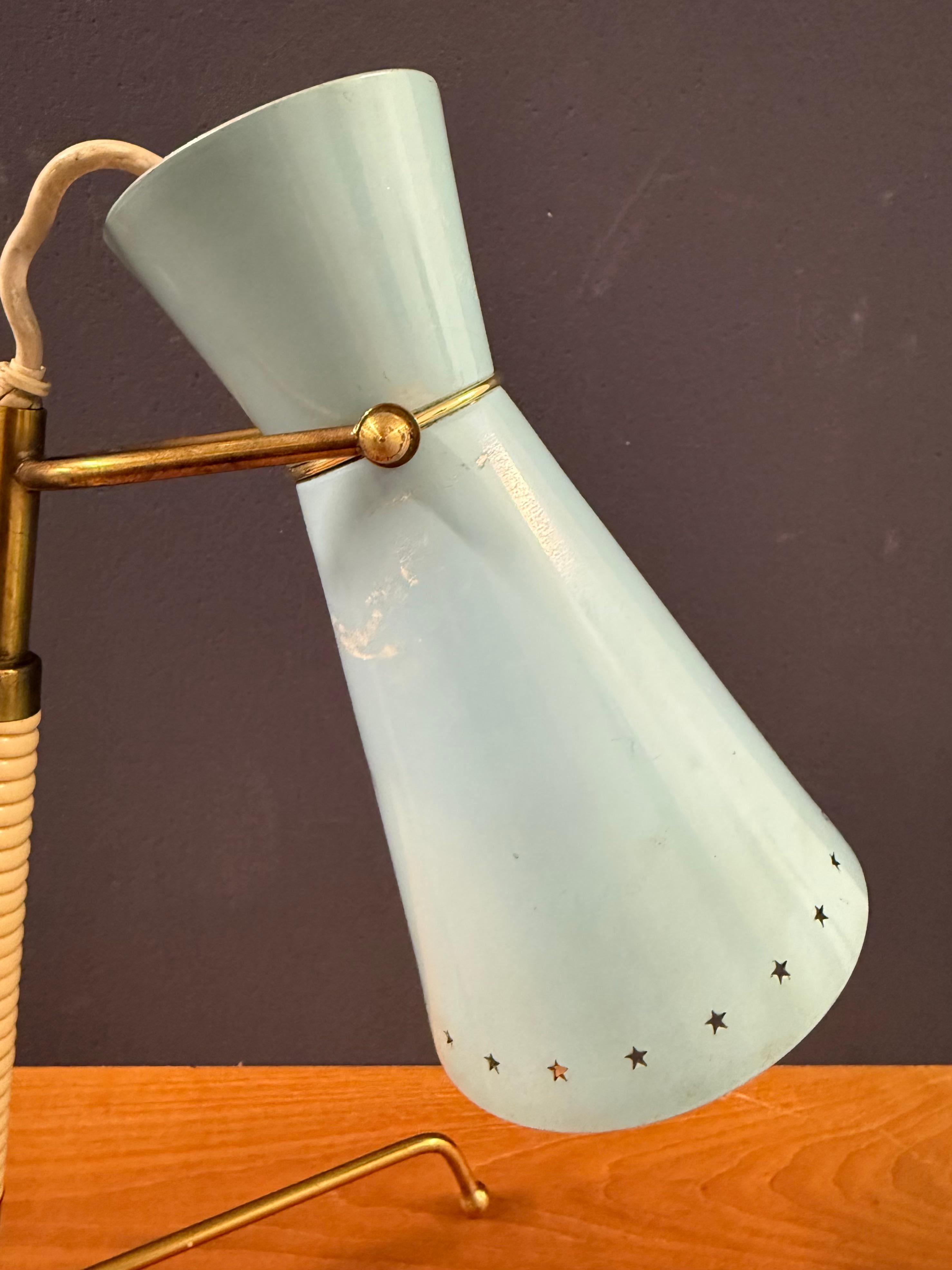 erstaunliche skandinavische Tischlampe (Skandinavische Moderne) im Angebot