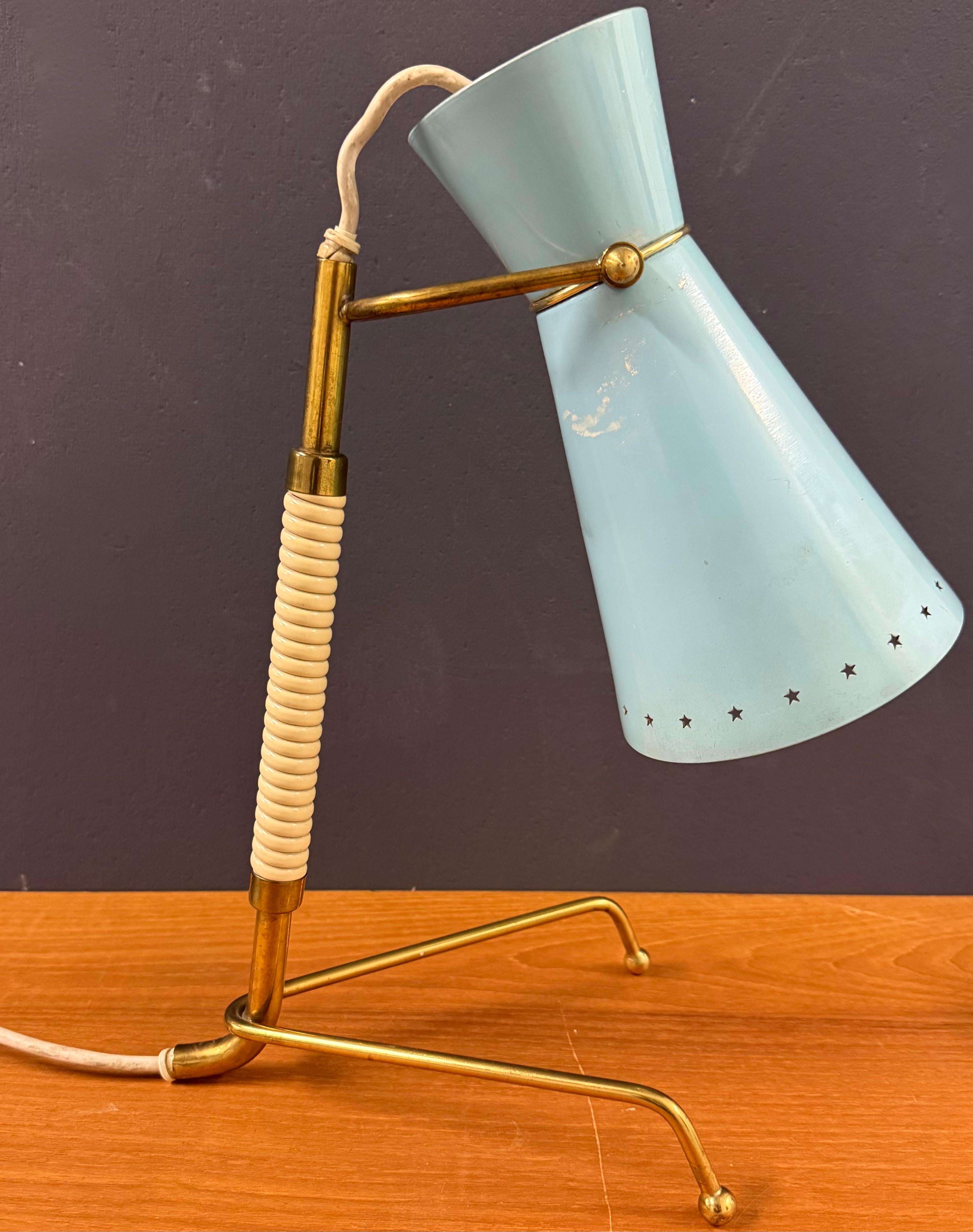 erstaunliche skandinavische Tischlampe (Schwedisch) im Angebot