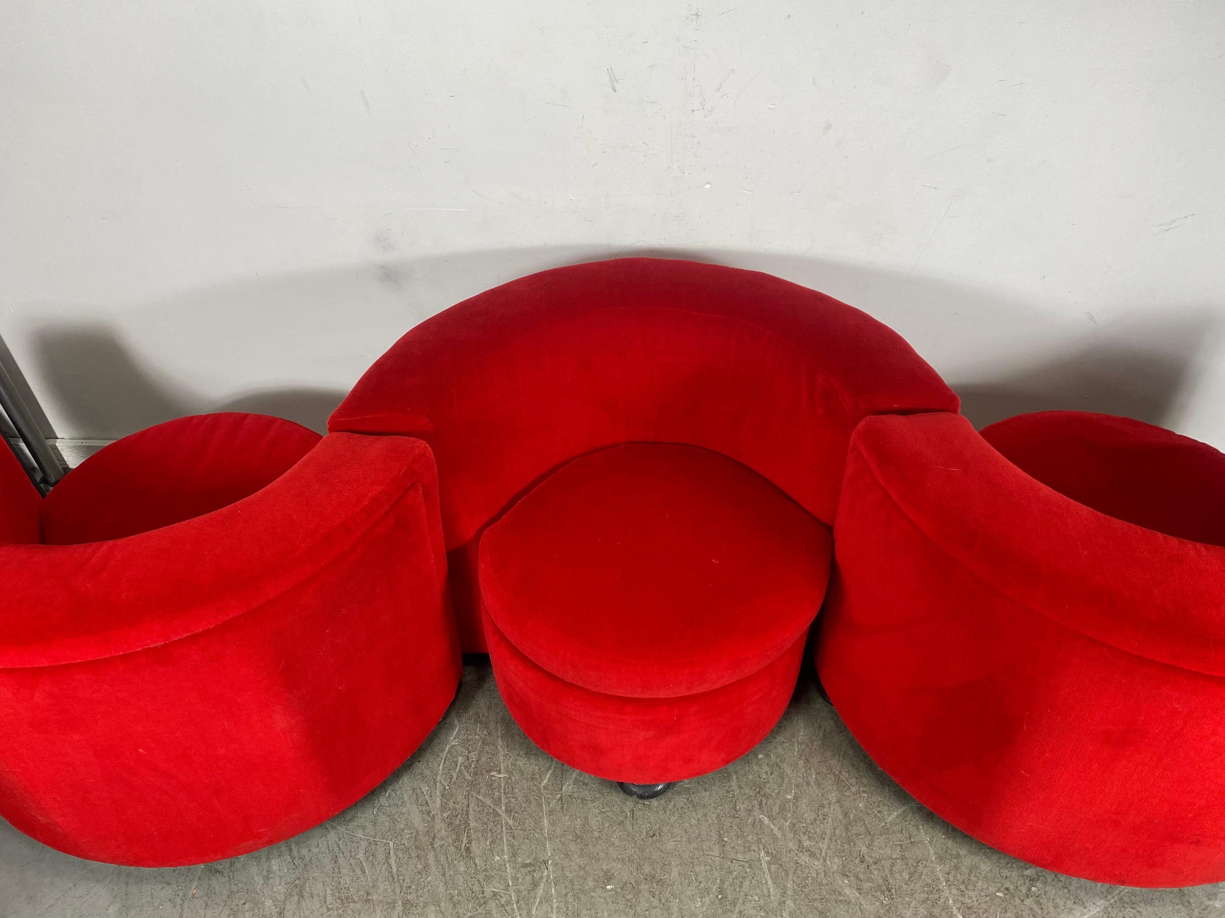Amazing Sectional Sofa / lounge chairs/ tete tete made by Thayer Coggin. .1970s For Sale 1