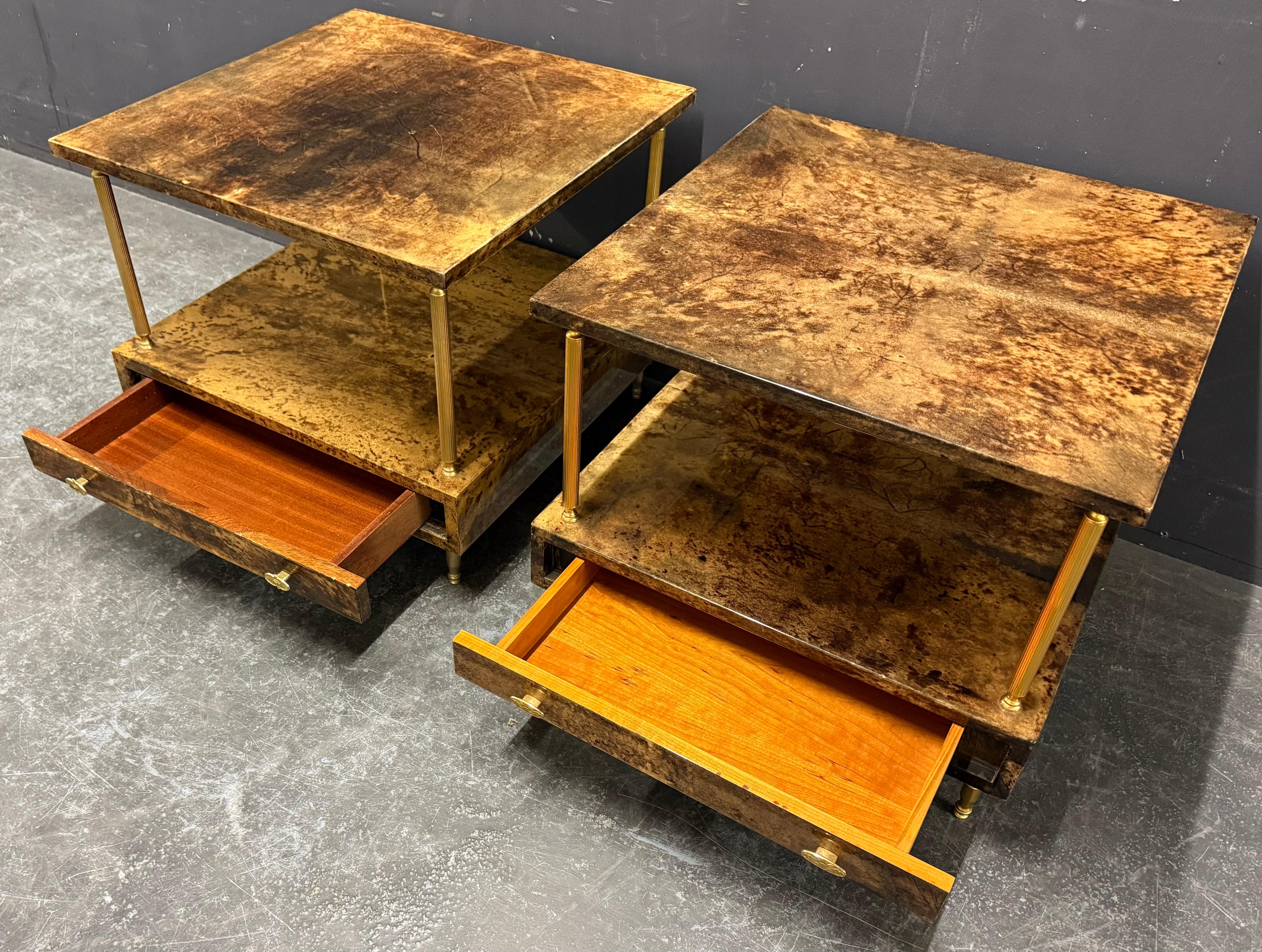 Incredibile set di 2 tavolini da salotto di Aldo Tura in vendita 1