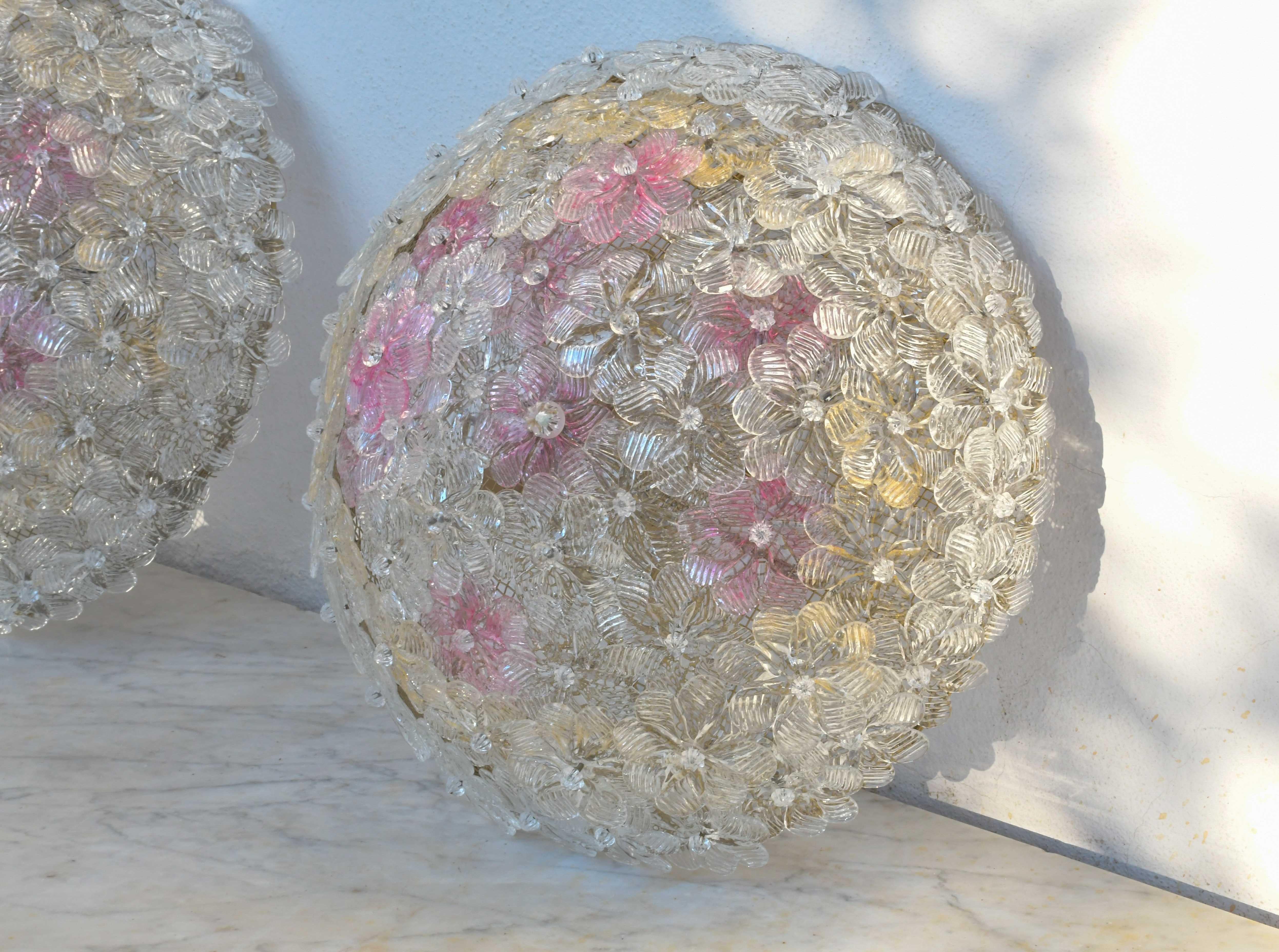 Amazing Set of 2 Murano Glass Ceiling Flower by Seguso for Venini finales del siglo XX en venta