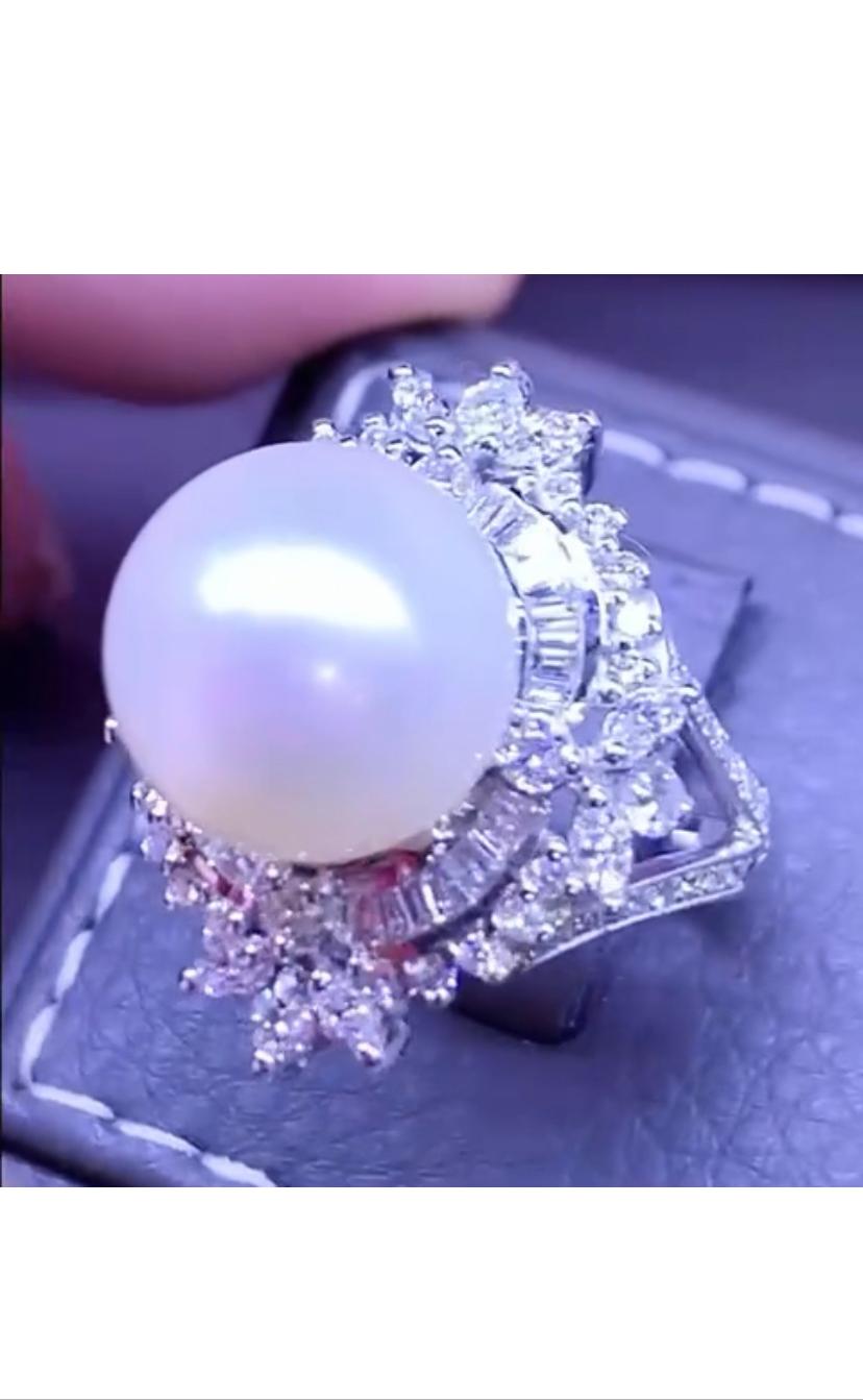 Women's Amazing South Sea Pearl Ring with Diamonds For Sale