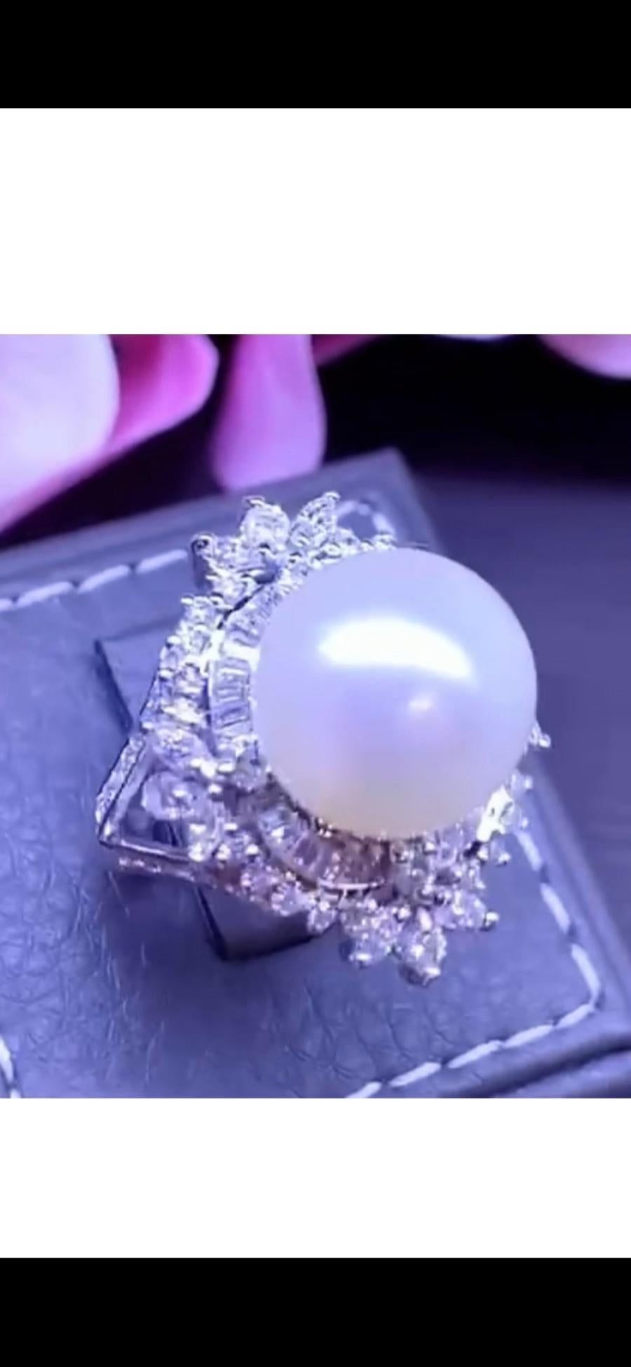 Amazing South Sea Pearl Ring with Diamonds For Sale 1