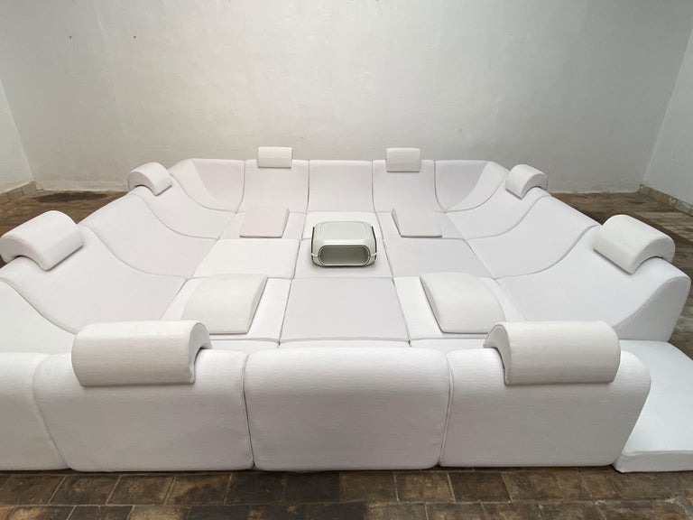Amazing Space Age 'Pool' Modular Sofa, Luigi Colani for Rosenthal Germany,  1970 at 1stDibs | pool sofa luigi colani, pool couch, luigi colani pool sofa