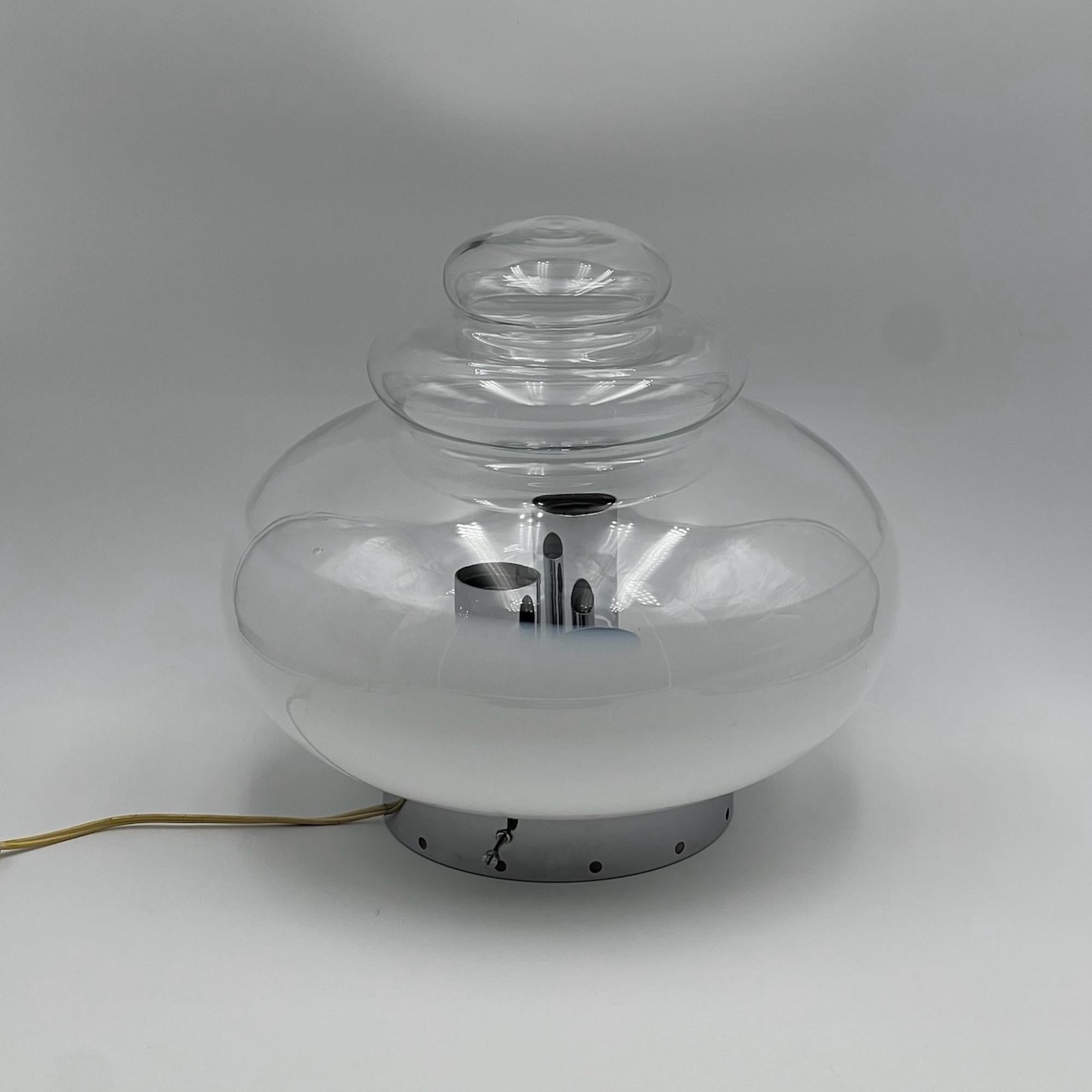 Italian Amazing Space Age 'UFO' Flying Saucer Table Lamp in Glass and Metal, Italy 1960s For Sale