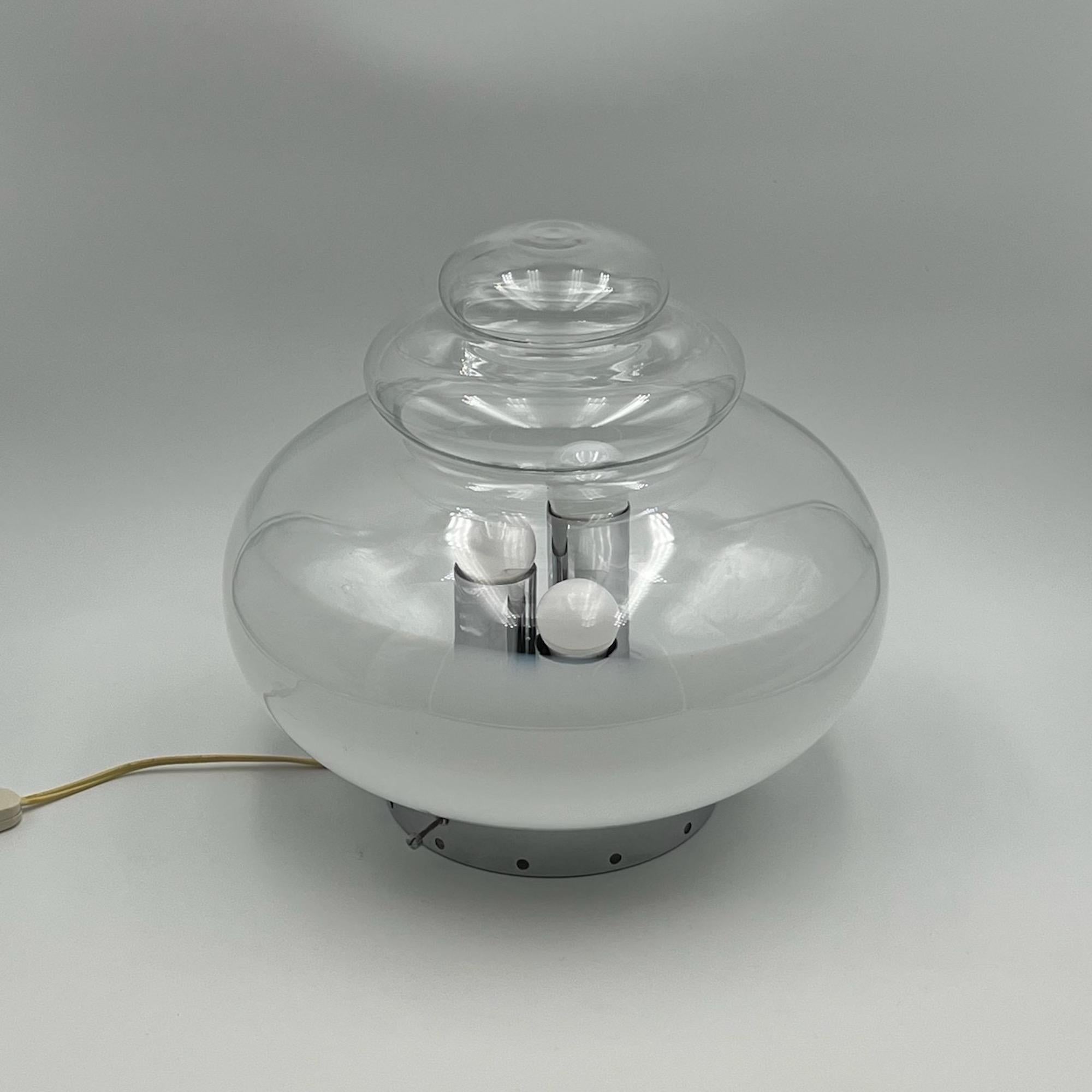 Amazing Space Age 'UFO' Flying Saucer Table Lamp in Glass and Metal, Italy 1960s For Sale 1