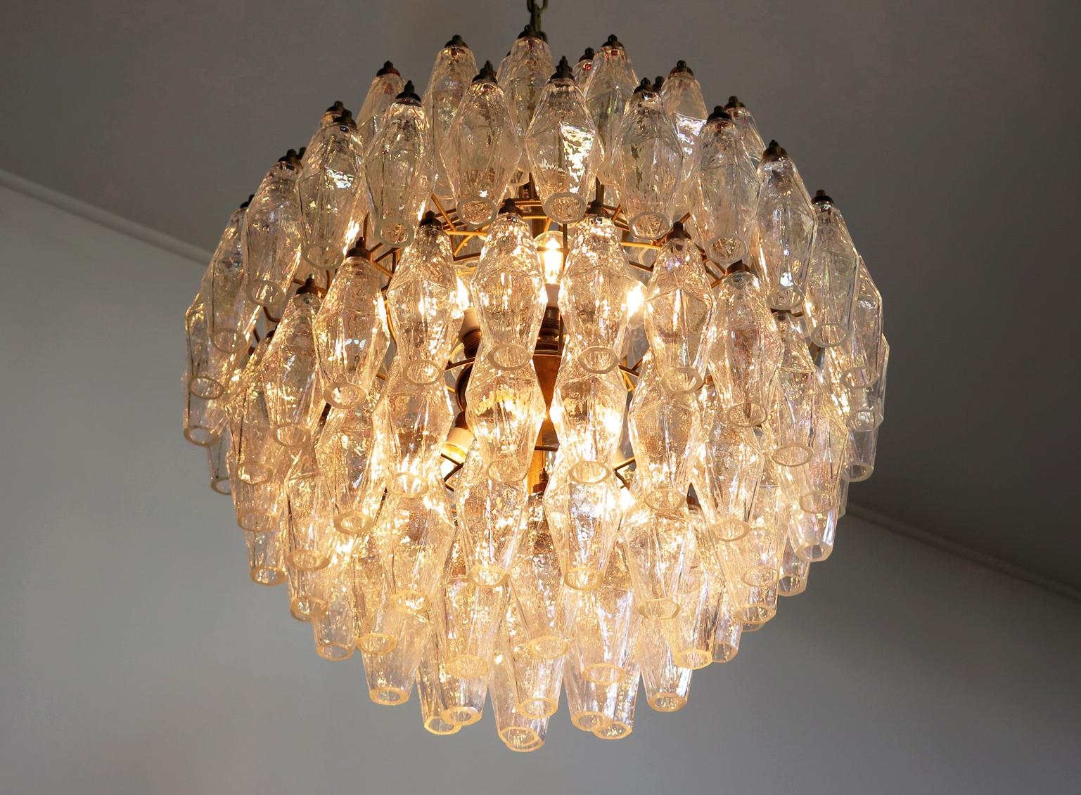 Fine XX secolo Incredibile candeliere sferico in poliedri di Murano, 140 poliedri iridescenti in vendita