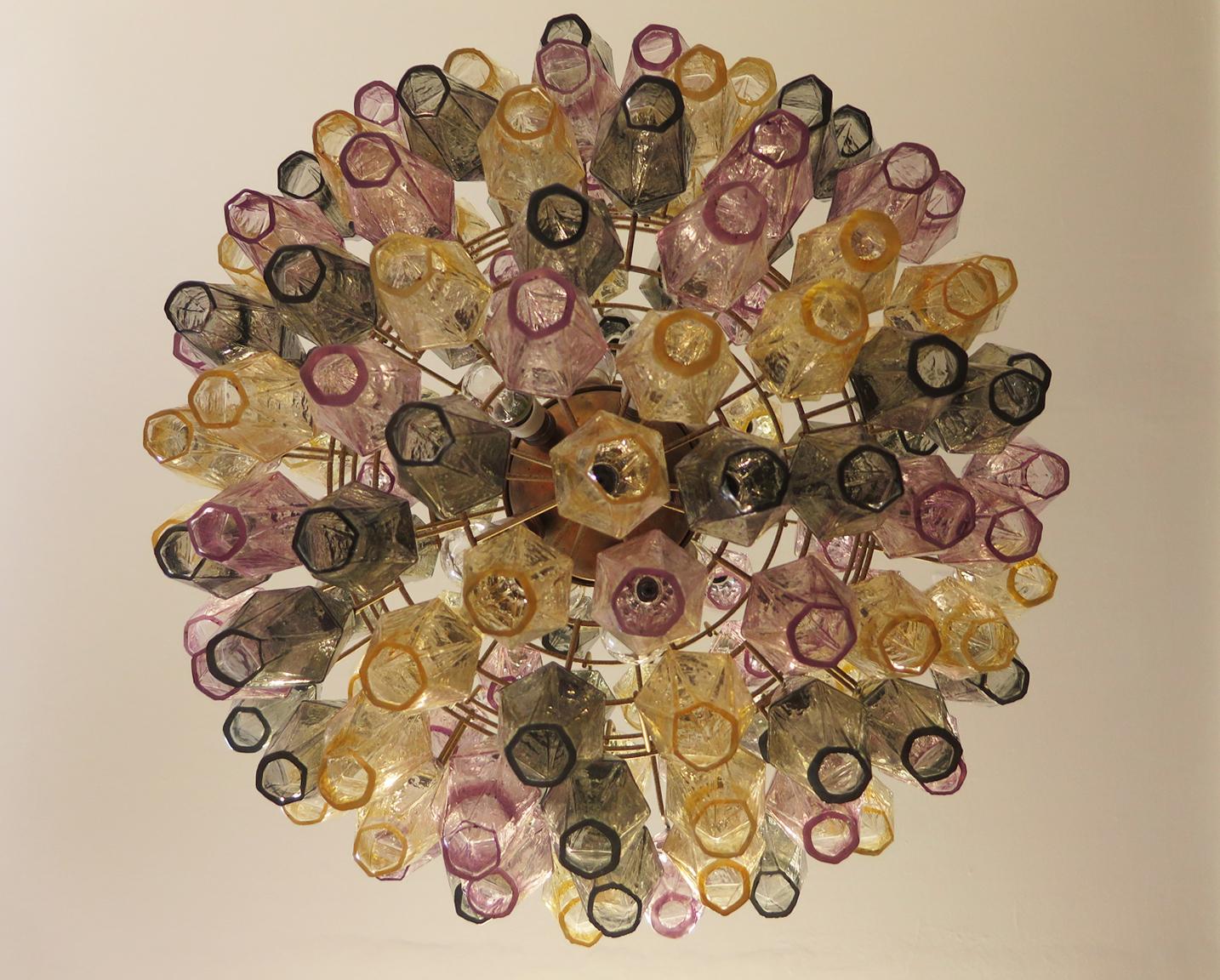 Amazing Spherical Murano Poliedri Chandelier, 140 Multicolored Glasses In Good Condition For Sale In Gaiarine Frazione Francenigo (TV), IT