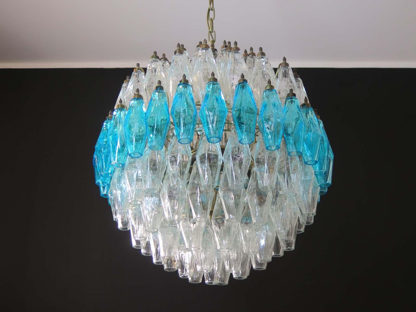 Blown Glass Amazing Spherical Murano Poliedri Candelier, 140 Poliedri Trasparent and Blue For Sale
