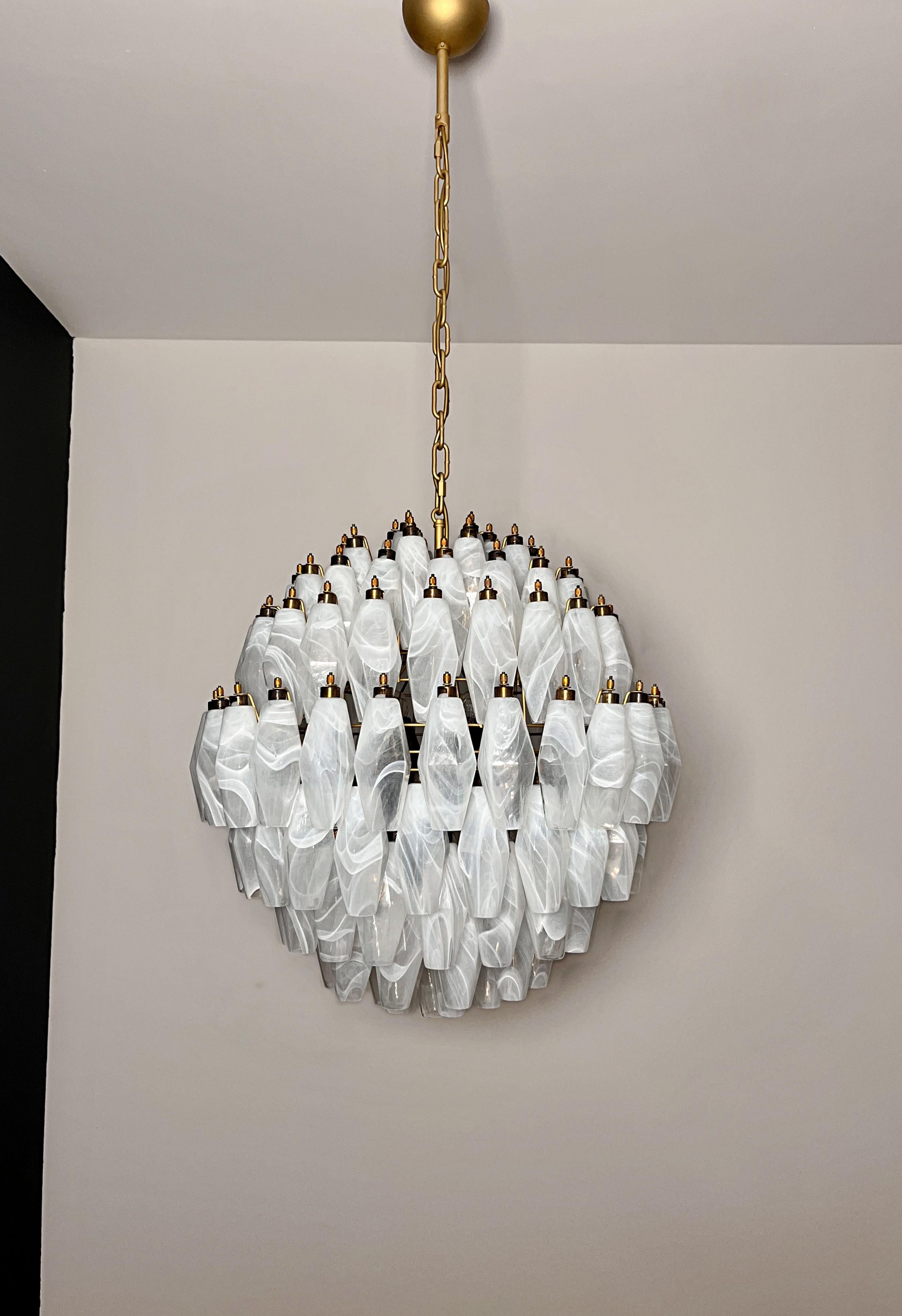 Blown Glass Amazing spherical Murano polyhedrons Chandelier - 140 white alabaster polyhedrons For Sale