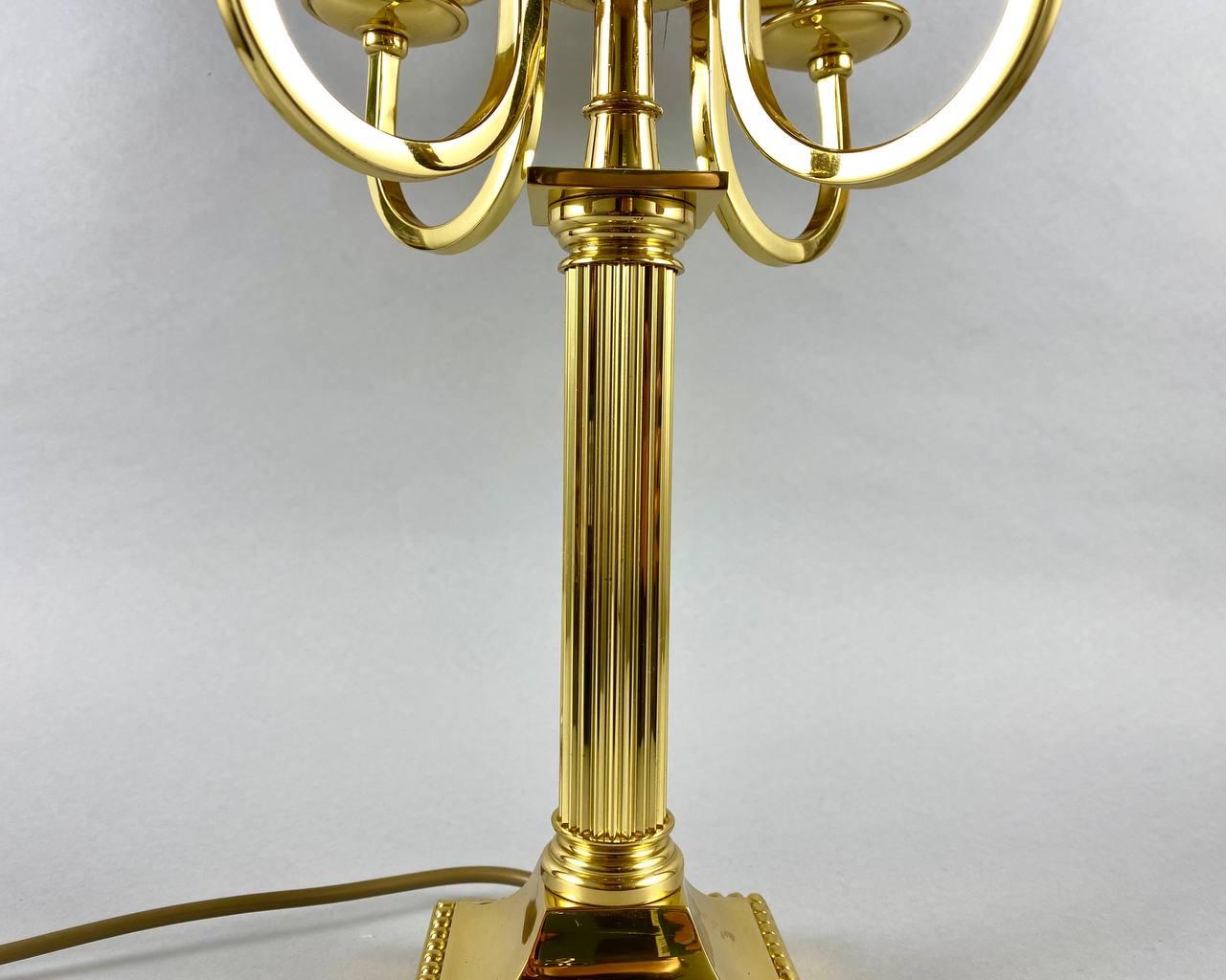 Amazing Table Lamp for 4 Light Vintage Table Lamp in Gilt Brass In Good Condition For Sale In Bastogne, BE