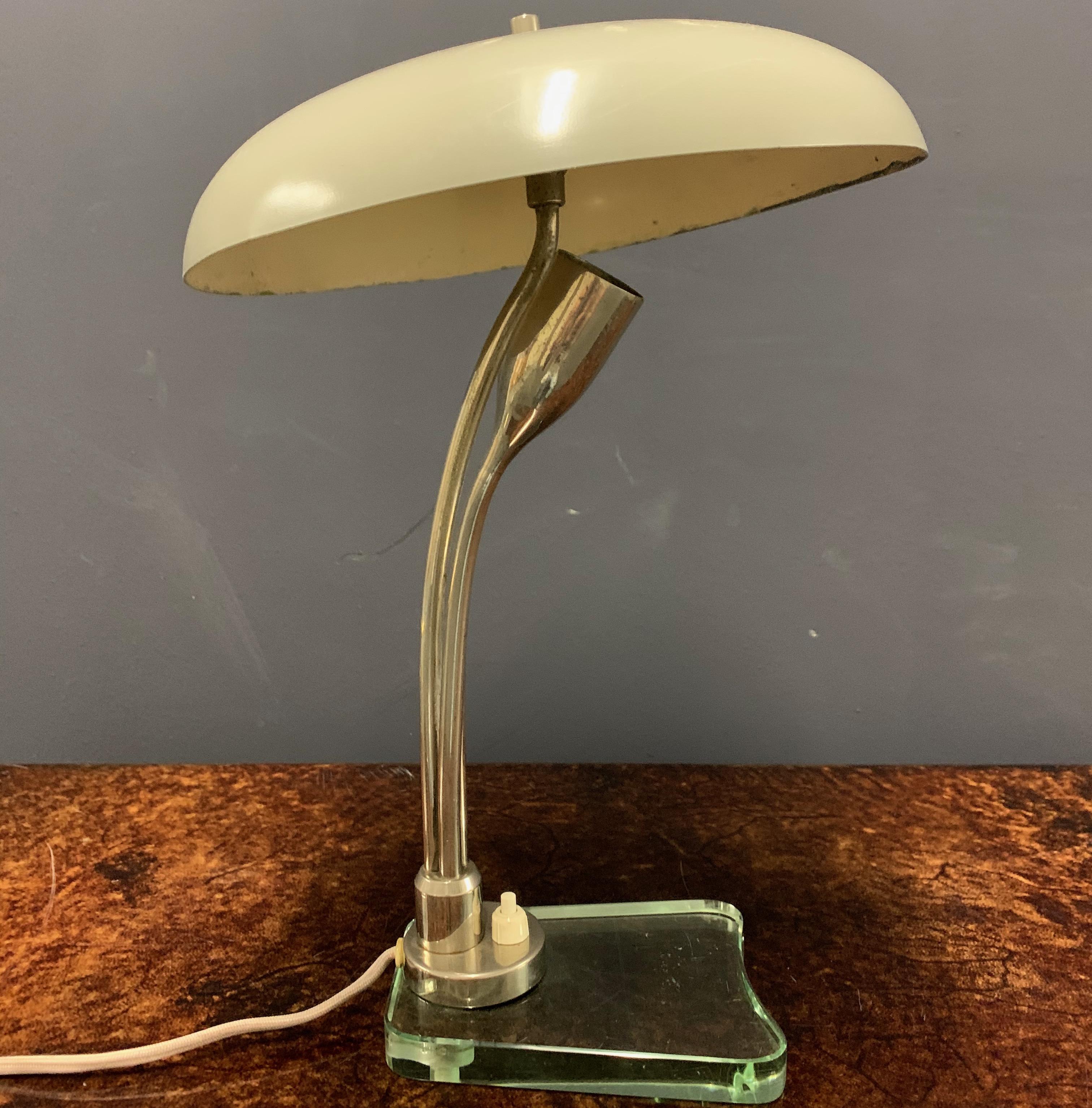 Amazing Table Lamp in the Manner of Fontana Arte In Good Condition For Sale In Munich, DE