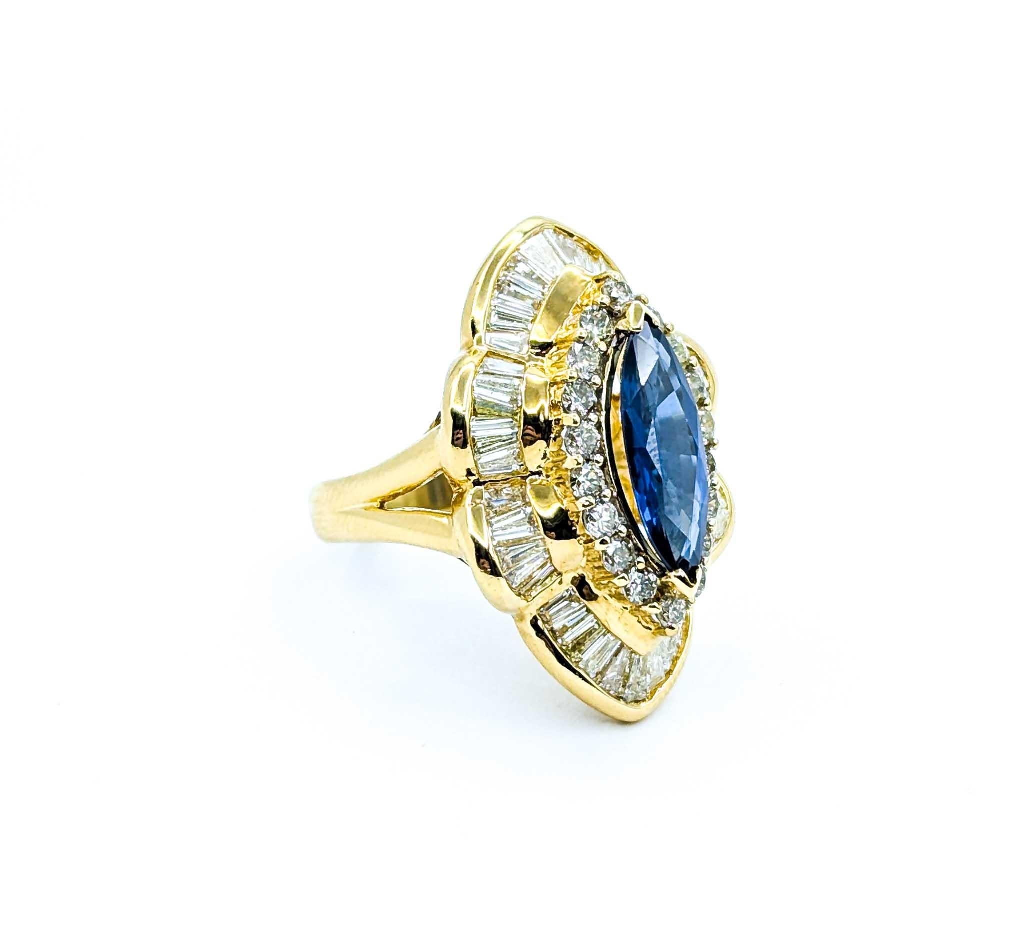 Women's Amazing Vintage GIA 2.16ct Sapphire & Baguette Diamond halo Ring For Sale