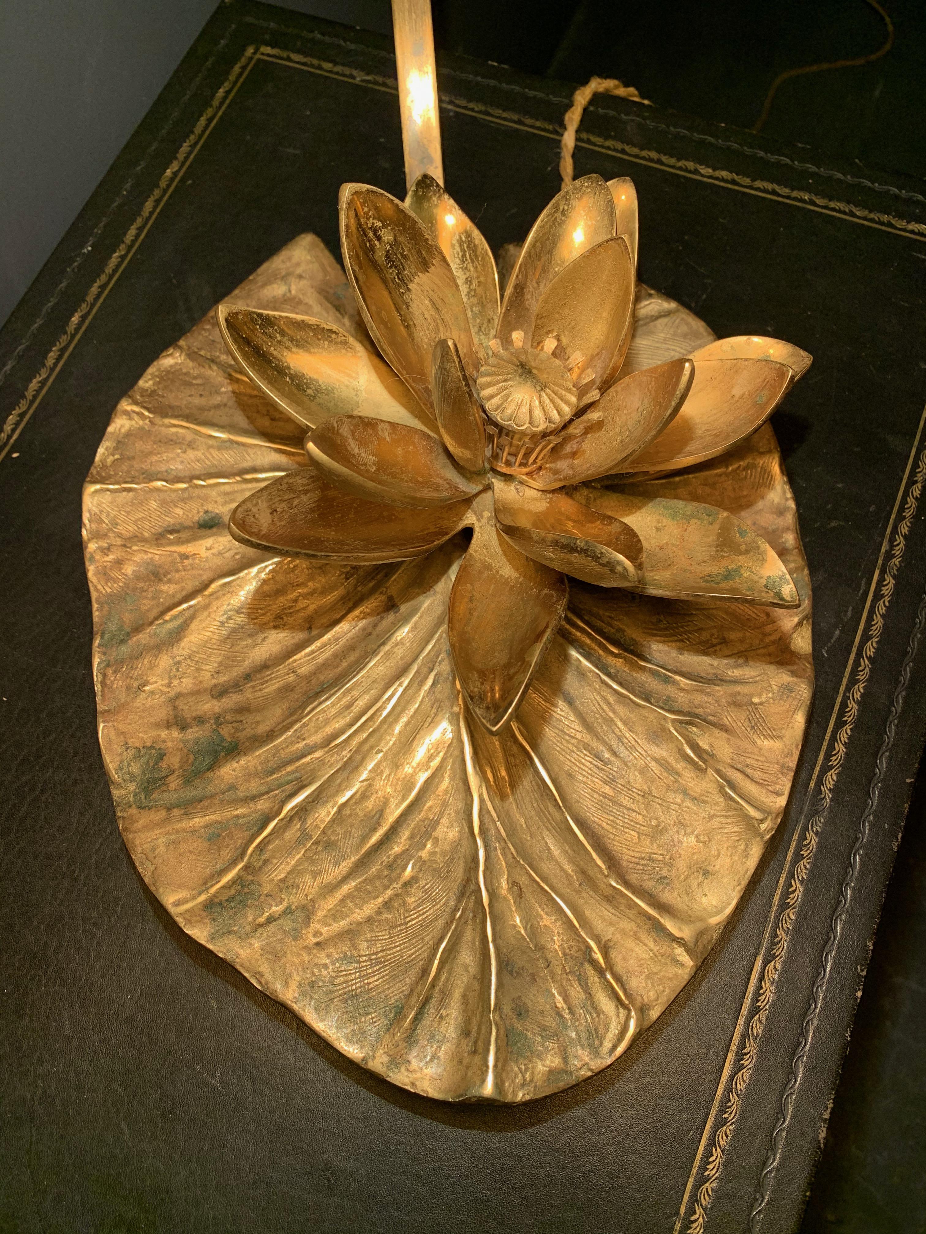 waterlily lamp