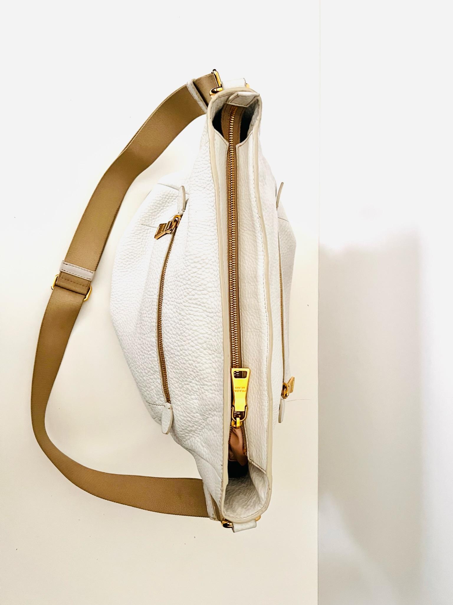amazing White Vintage PRADA Tote Bag 6