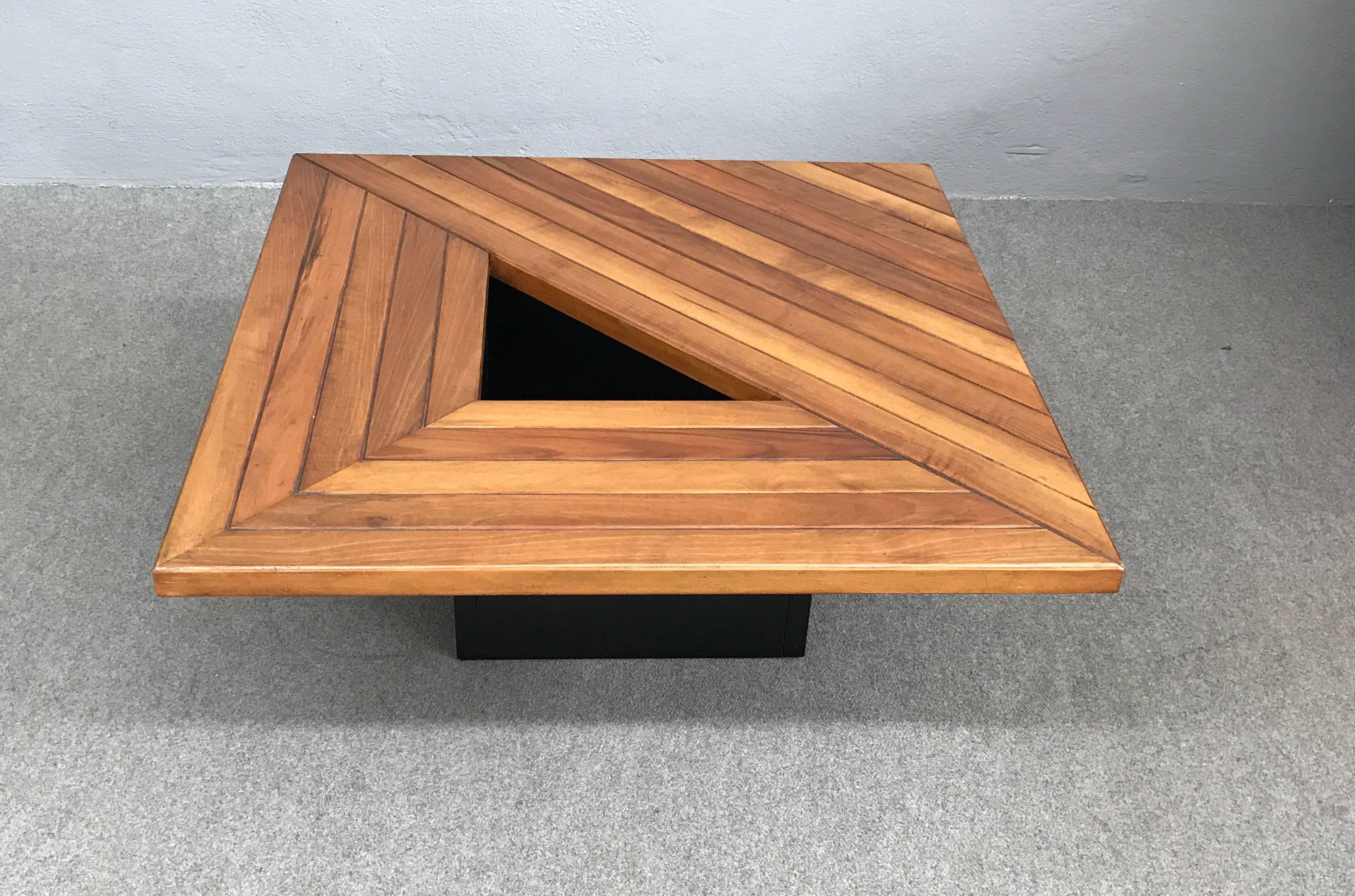 Mid-Century Modern Amazing Wood Coffee Table Attributed to Cassina