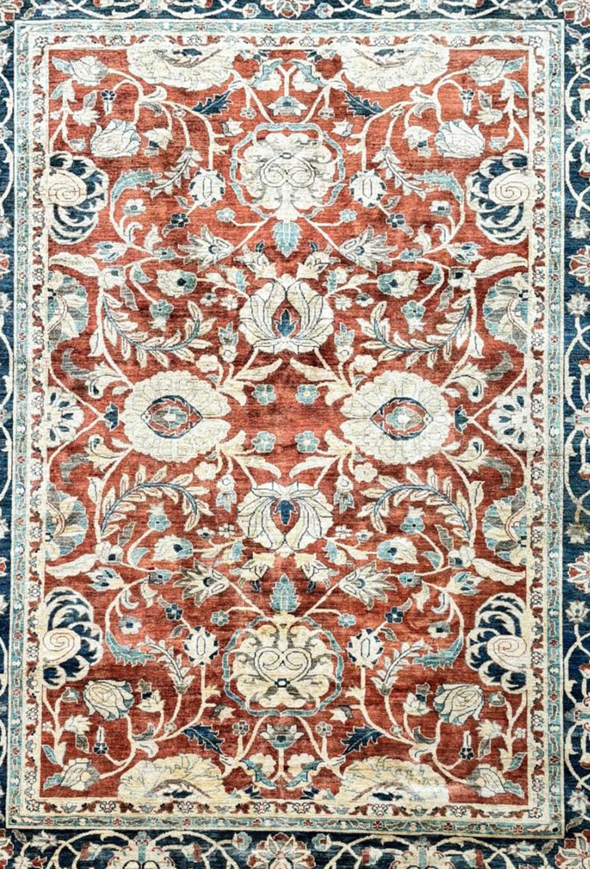 Pakistanais Magnifique tapis Ziegler en laine du 20ème siècle en vente