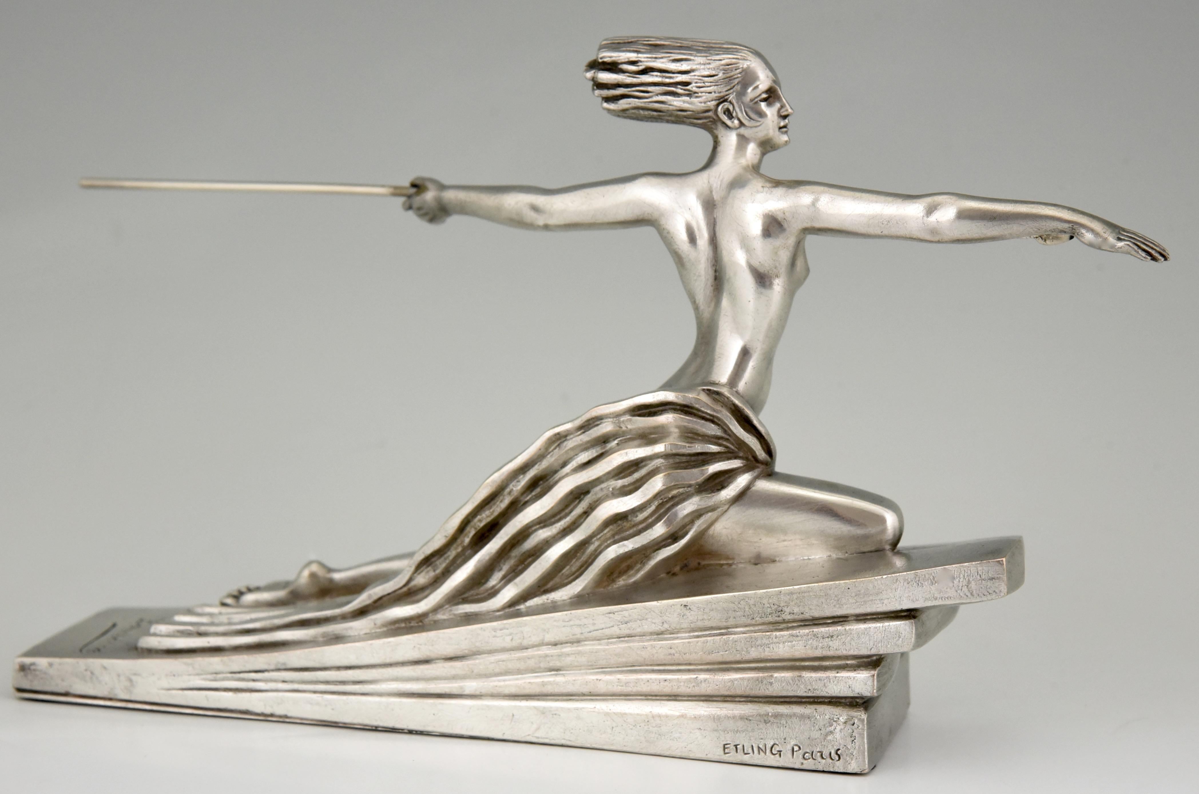 Amazon Art Deco Bronze Sculpture Nude with Spear Marcel Andre Bouraine Etling In Good Condition In Antwerp, BE