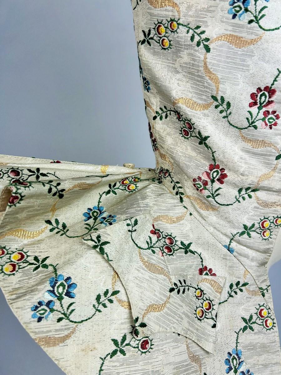 Amazone Mieder in Silber und Gold Lamé Stoff - England oder Europa CIRCA 1750-1760 im Angebot 8
