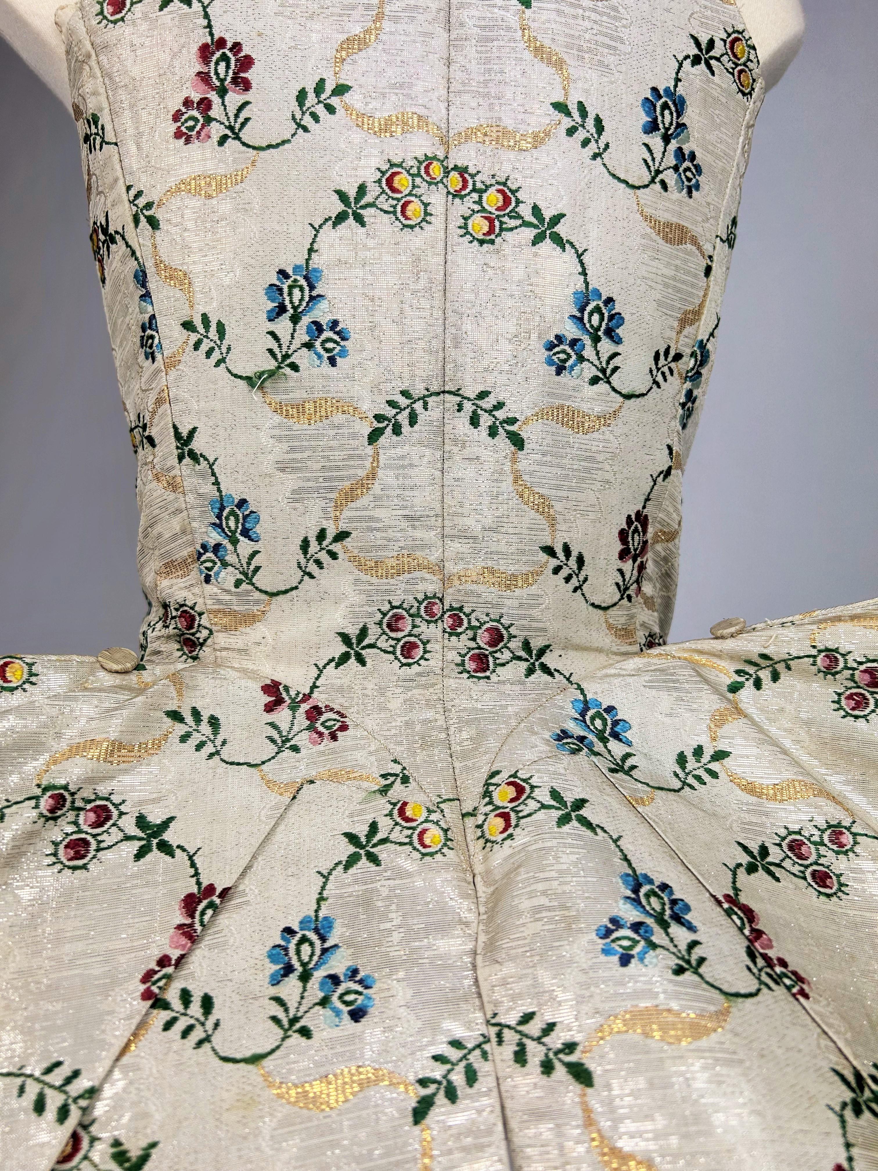 Corsage d'amazone en tissu lamé argent et or - Angleterre ou Europe Circa 1750-1760 Pour femmes en vente