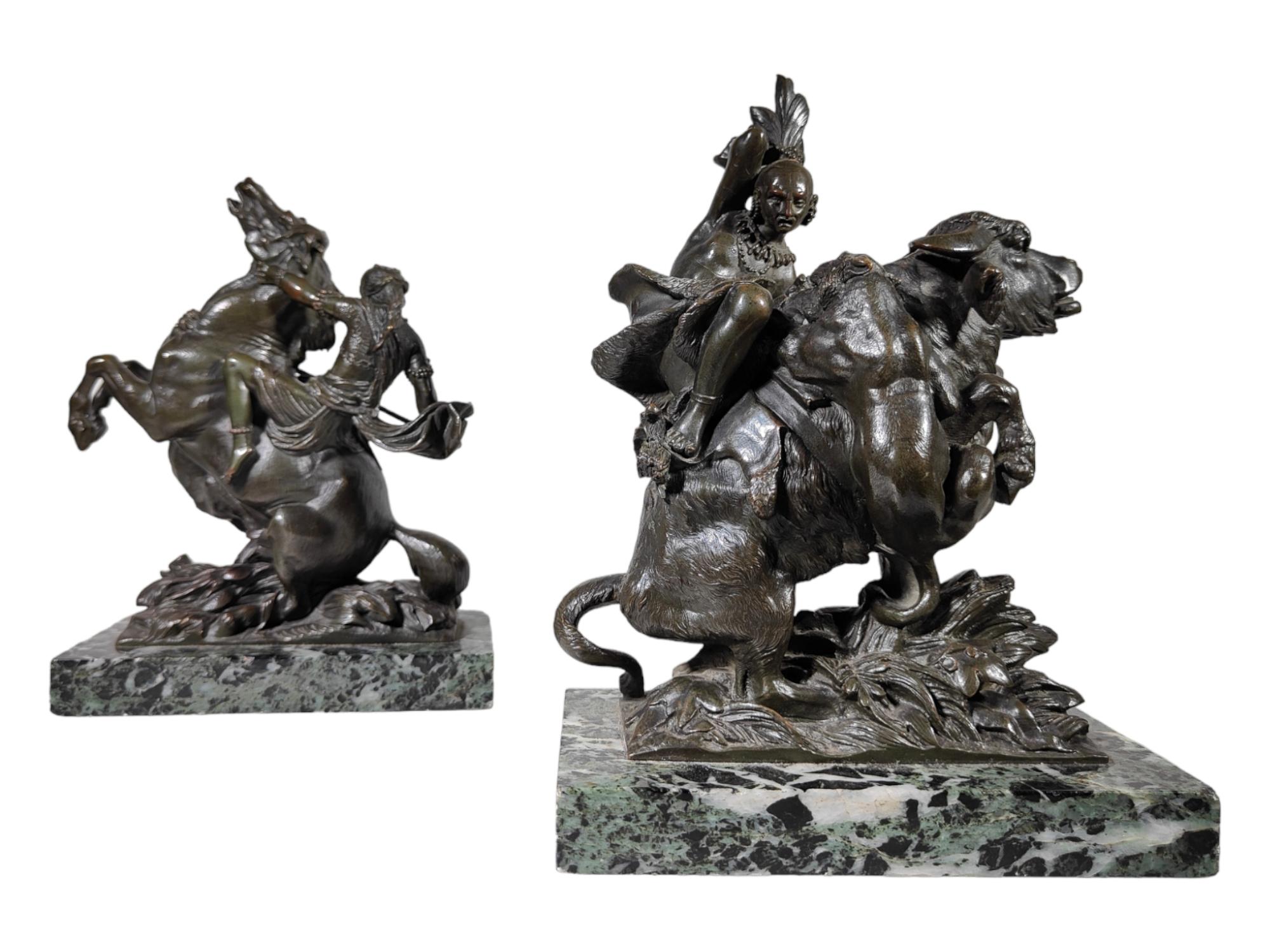 Début du 20ème siècle Amazone à cheval attaqué par un tigre August-Karl-Edouard Baiser Statue en bronze G en vente