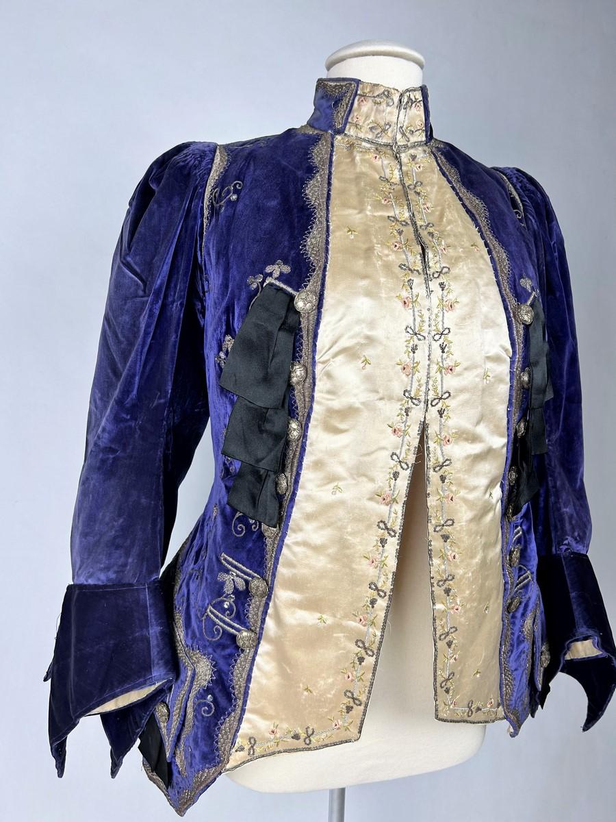 Violet Costume Amazone ou Fancy de la Maison Beer dans le style du 18e siècle - Paris C.1905