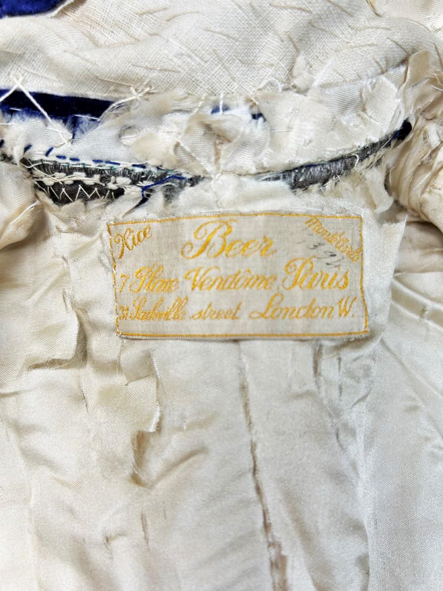 Costume Amazone ou Fancy de la Maison Beer dans le style du 18e siècle - Paris C.1905 Bon état à Toulon, FR