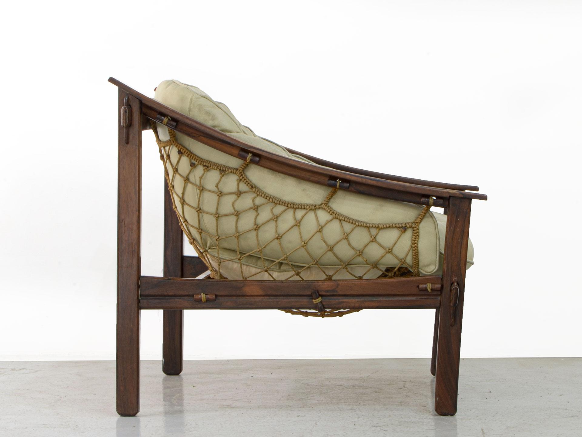 Amazonas Lounge Chair, Solid Jacaranda Rosewood, Brazilian Midcentury 1