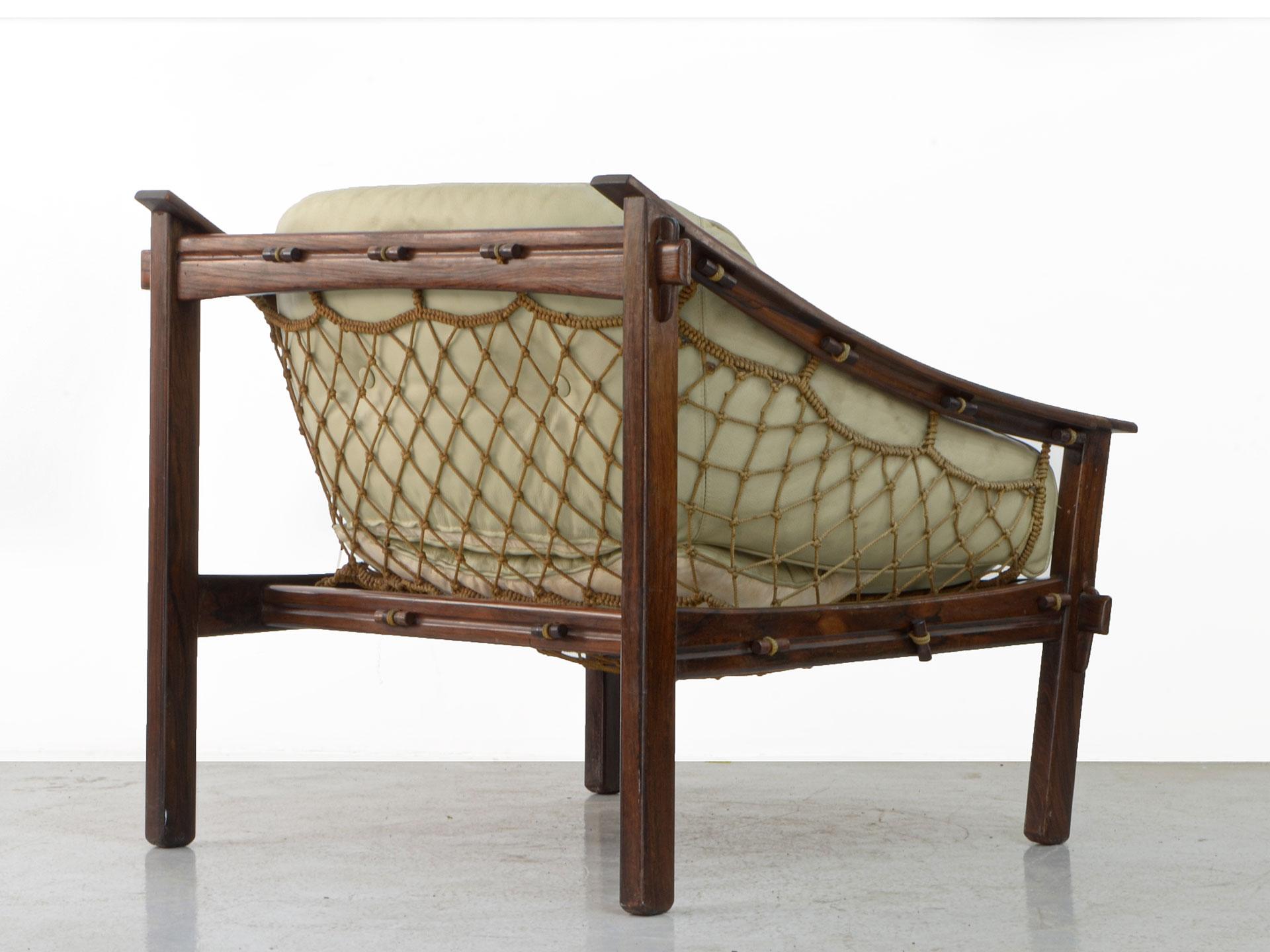 Amazonas Lounge Chair, Solid Jacaranda Rosewood, Brazilian Midcentury 2
